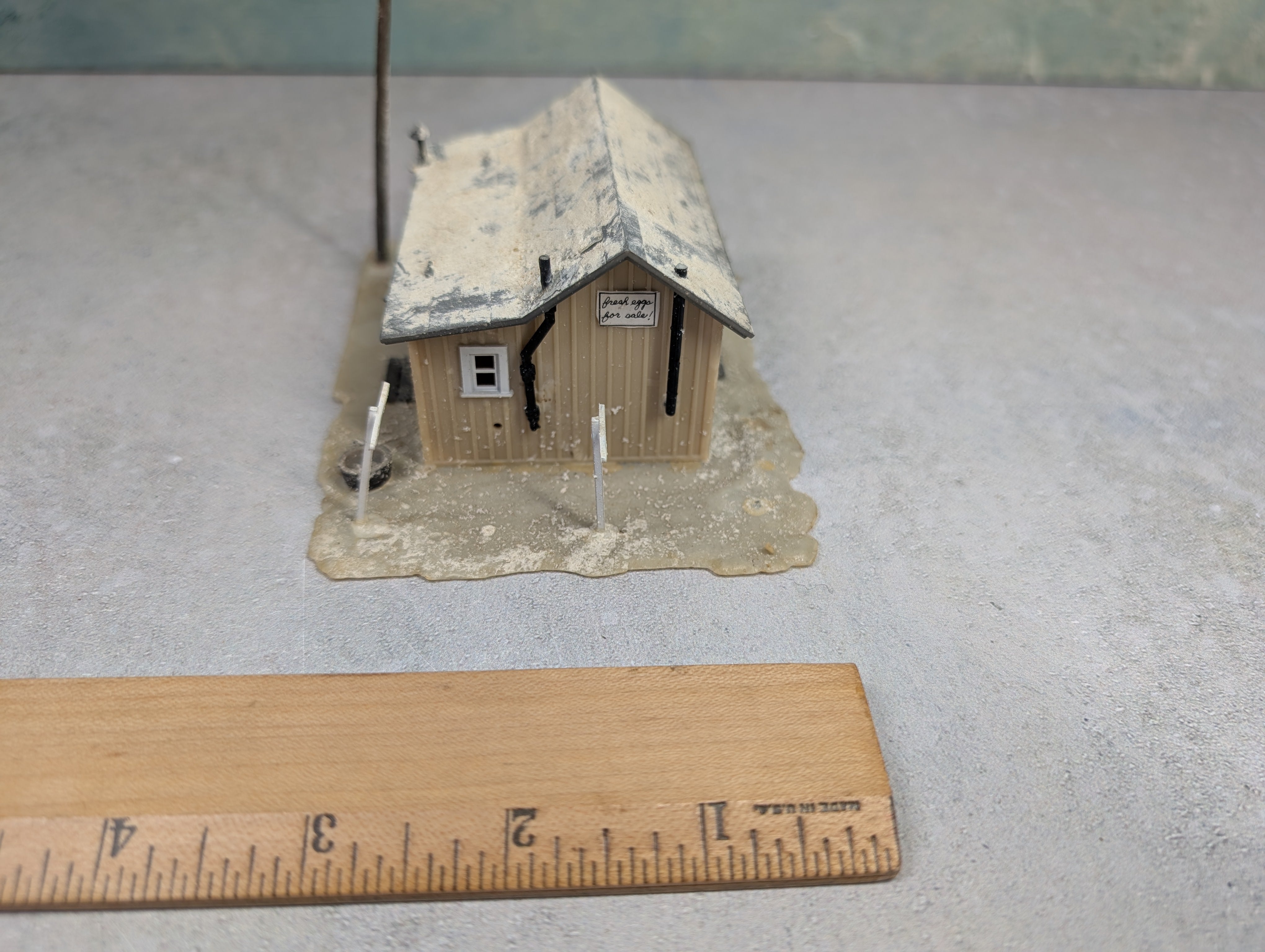 USED Life-Like HO Scale Western Homestead House Weathered