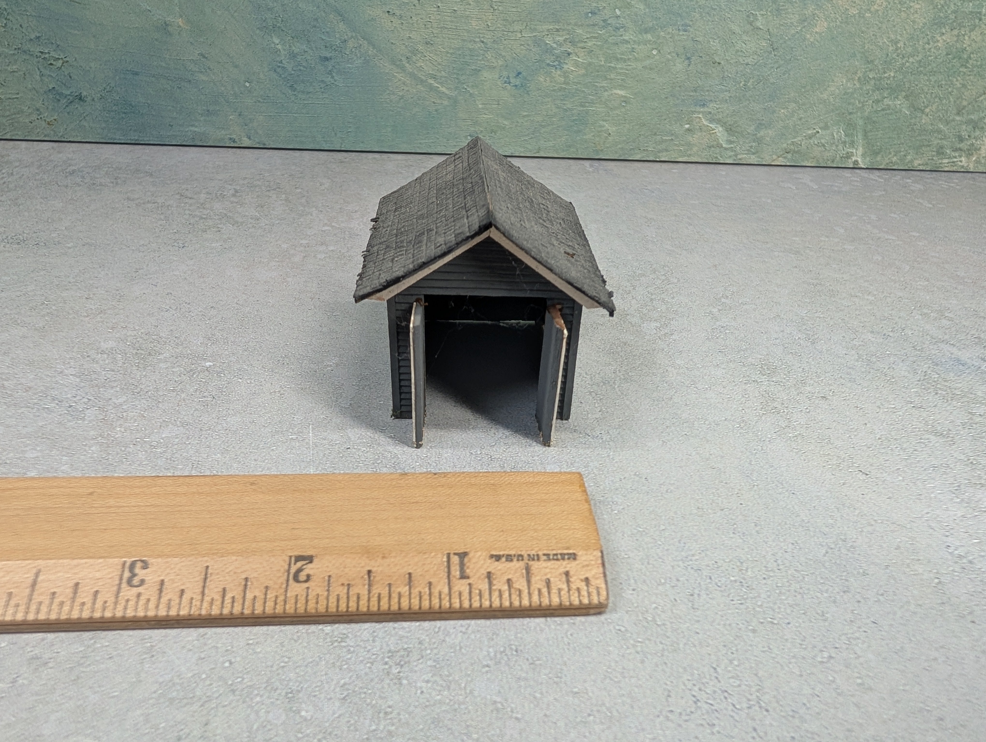 USED HO Scale Scratch Built Gray Barn, Garage