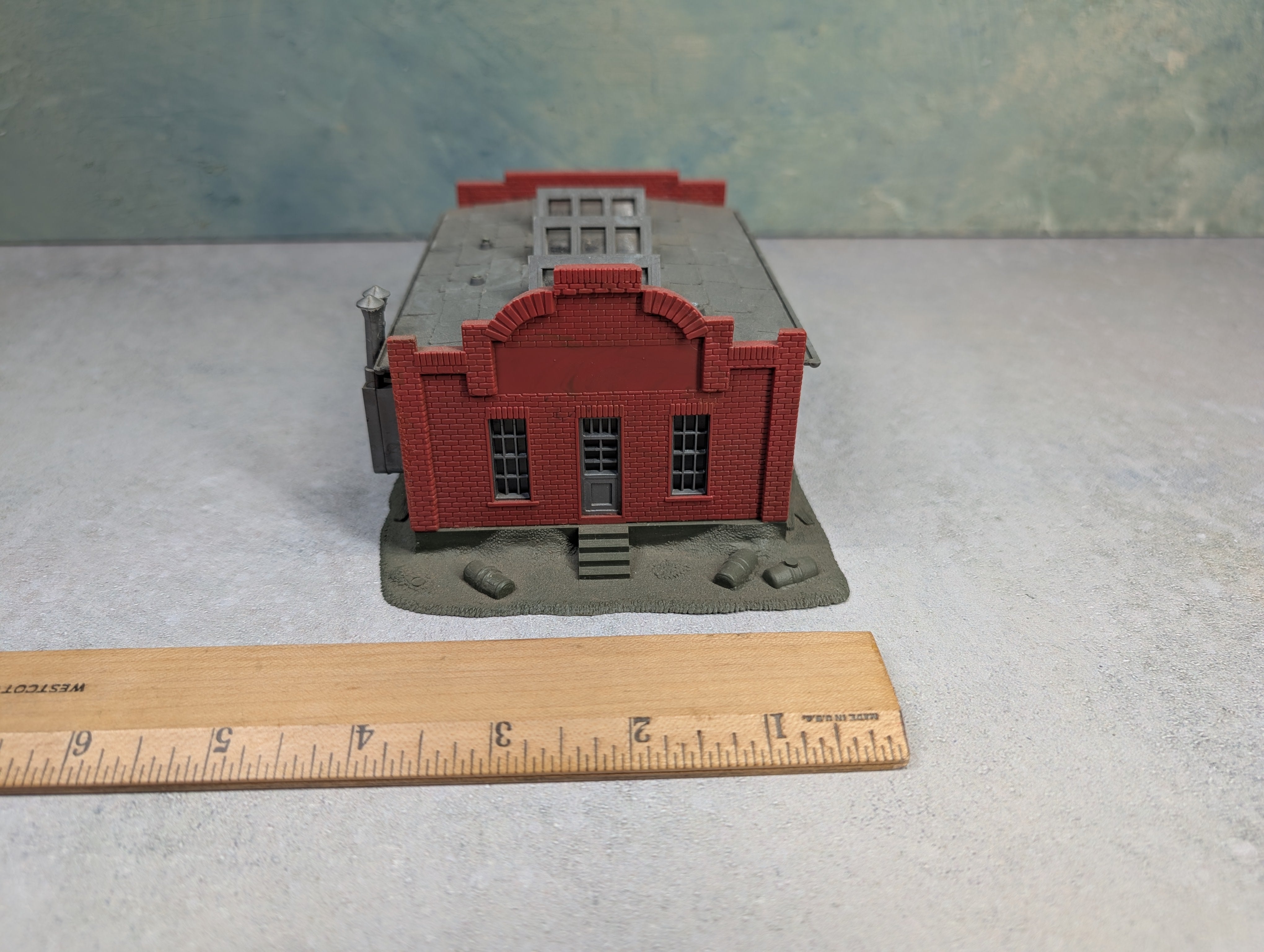 USED Pola HO Scale Brick Factory
