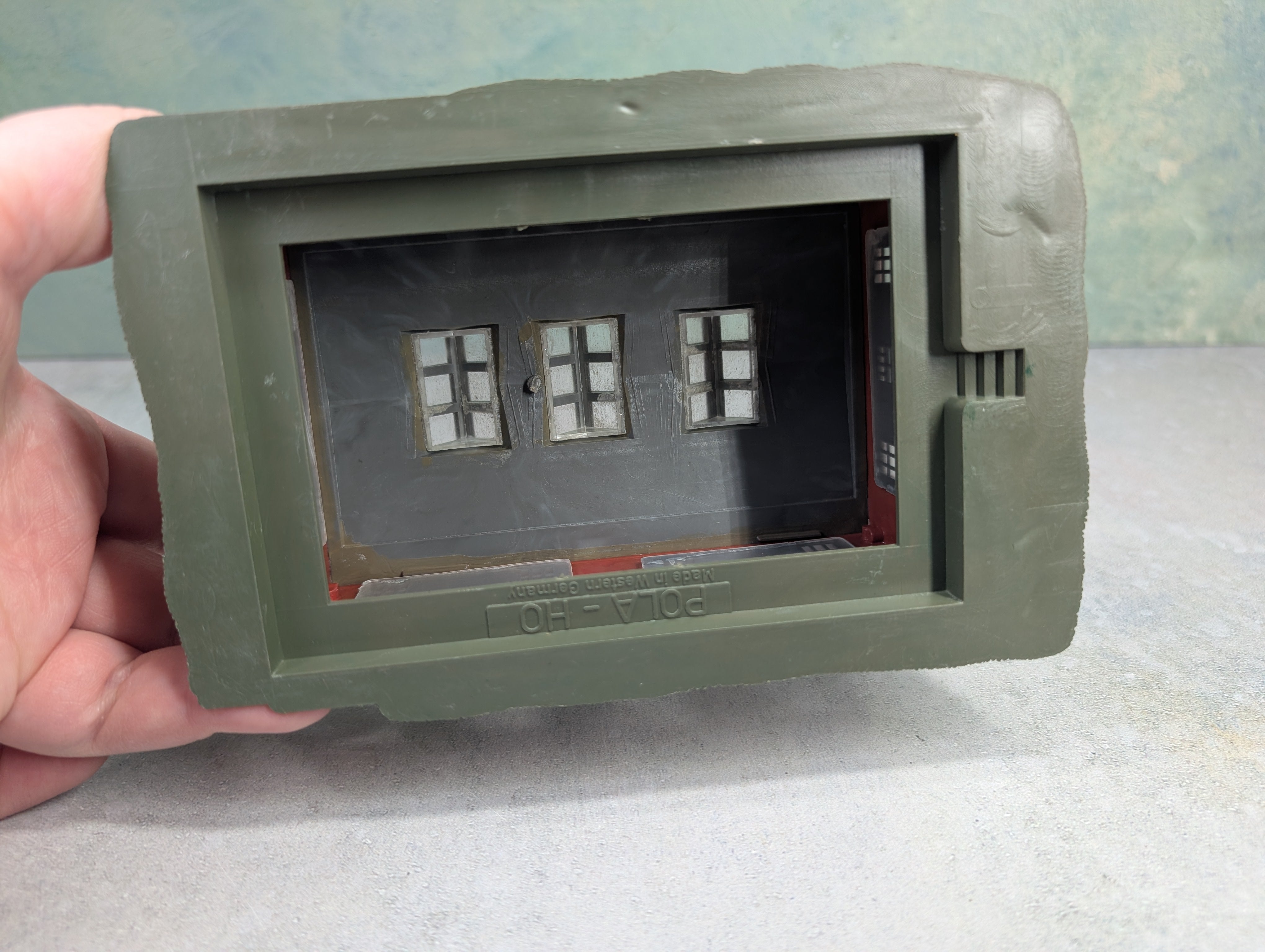 USED Pola HO Scale Brick Factory