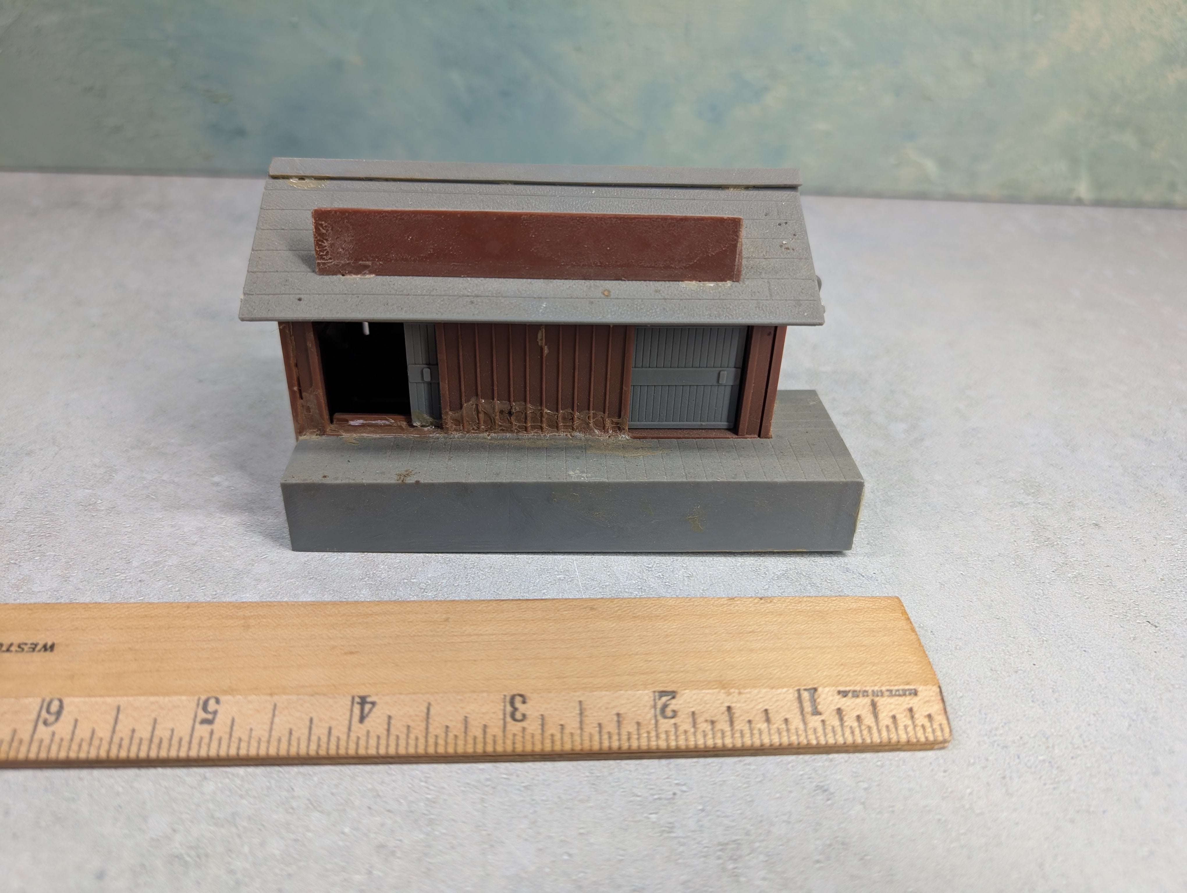 USED HO Scale Freight Station