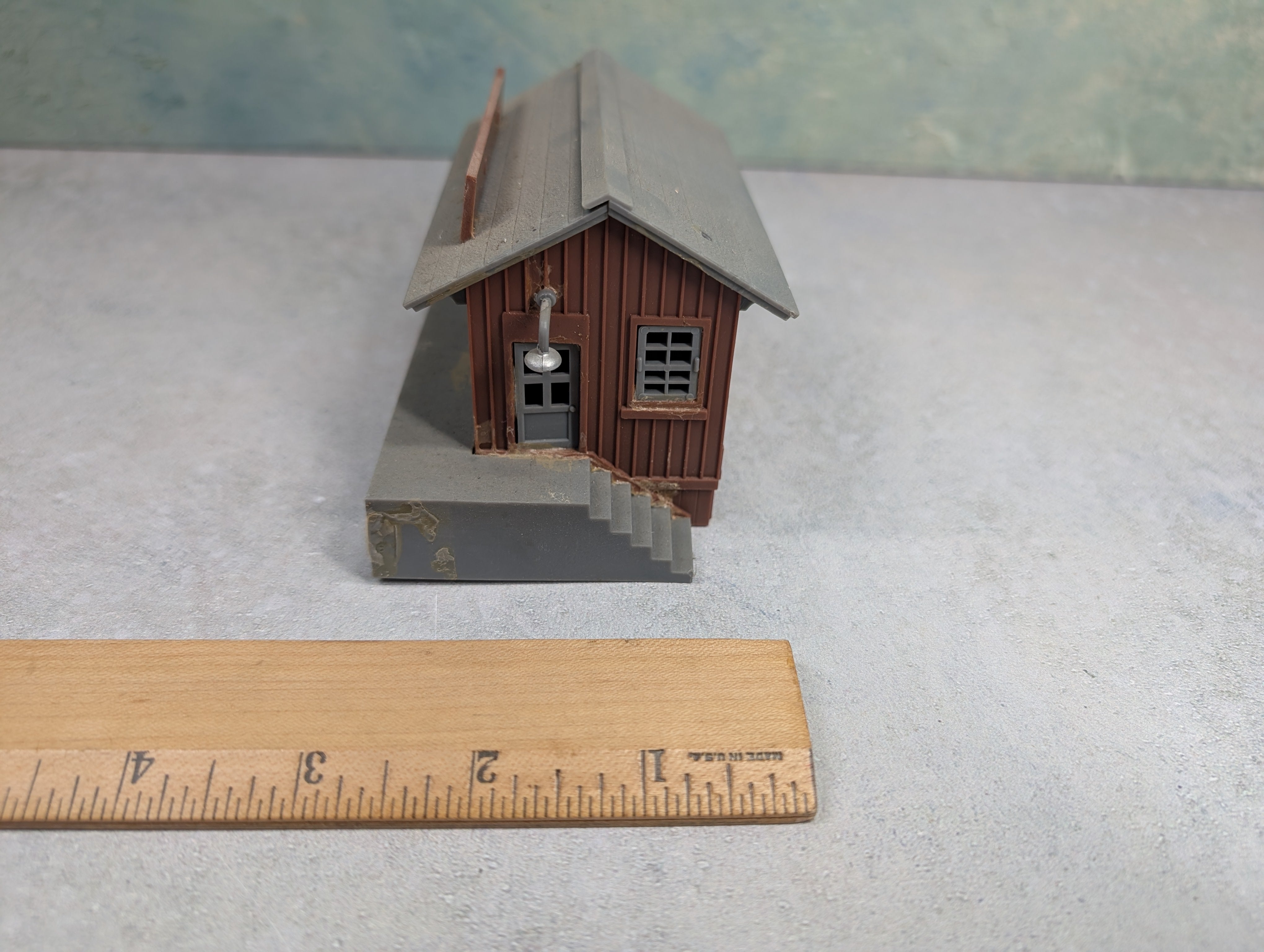 USED HO Scale Freight Station