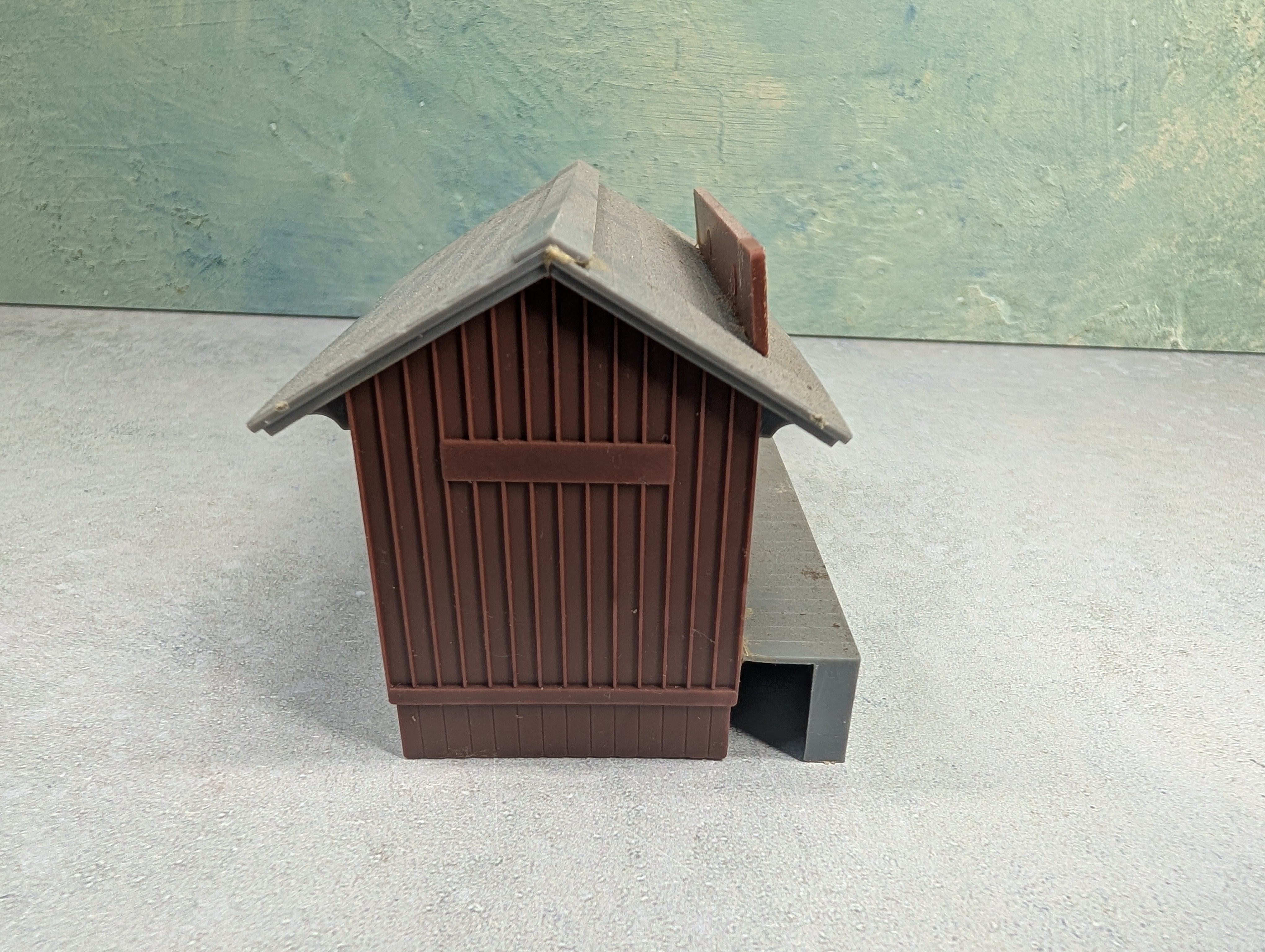 USED HO Scale Freight Station
