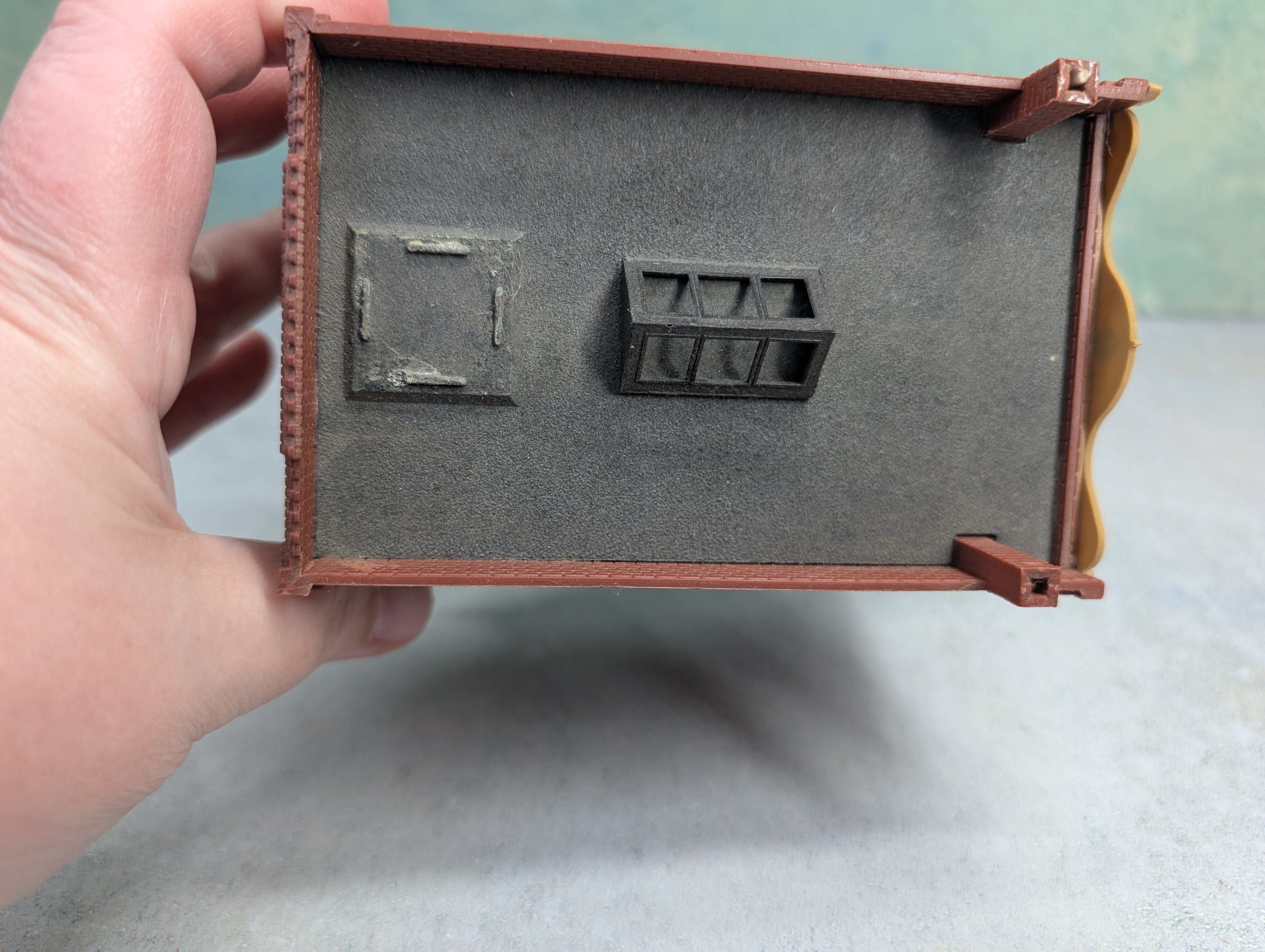 USED HO Scale Brick Warehouse
