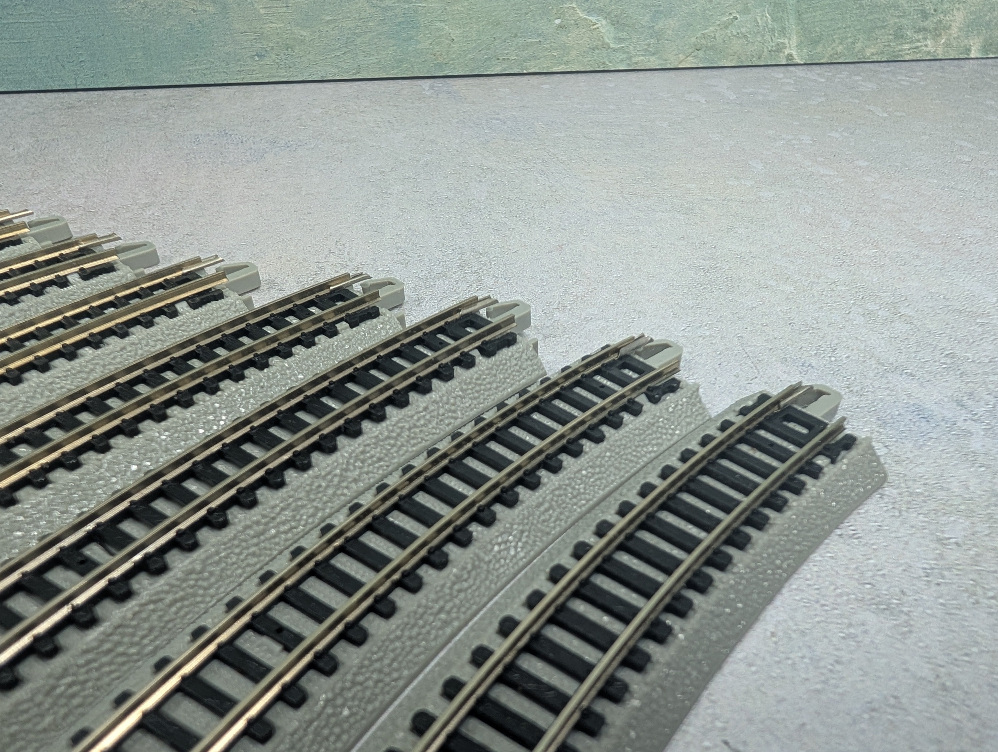 USED Bachmann N Scale Lot of 11 1/4" Radius Curve Track (8 pcs)