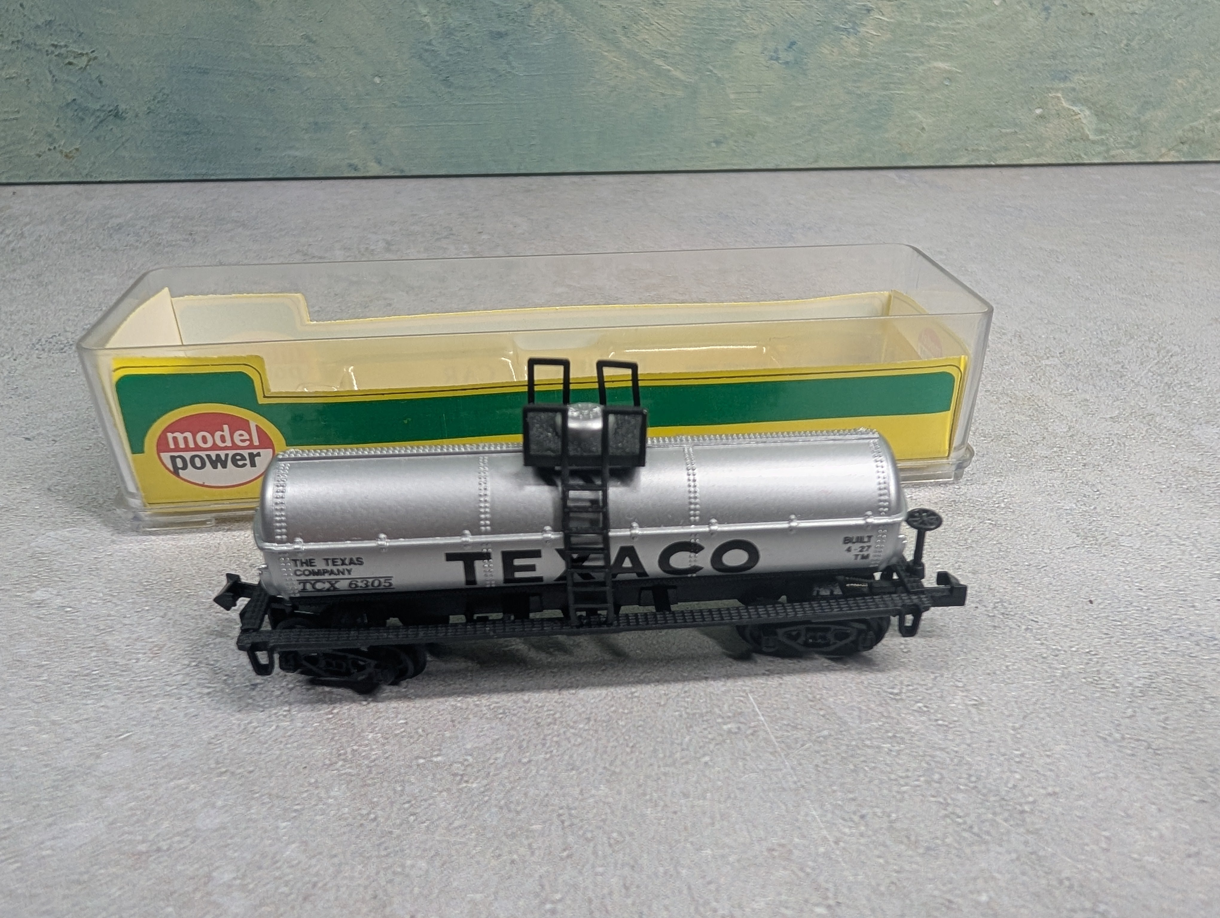 USED Model Power N Scale Single Dome Tank Car Texaco TCX #6305