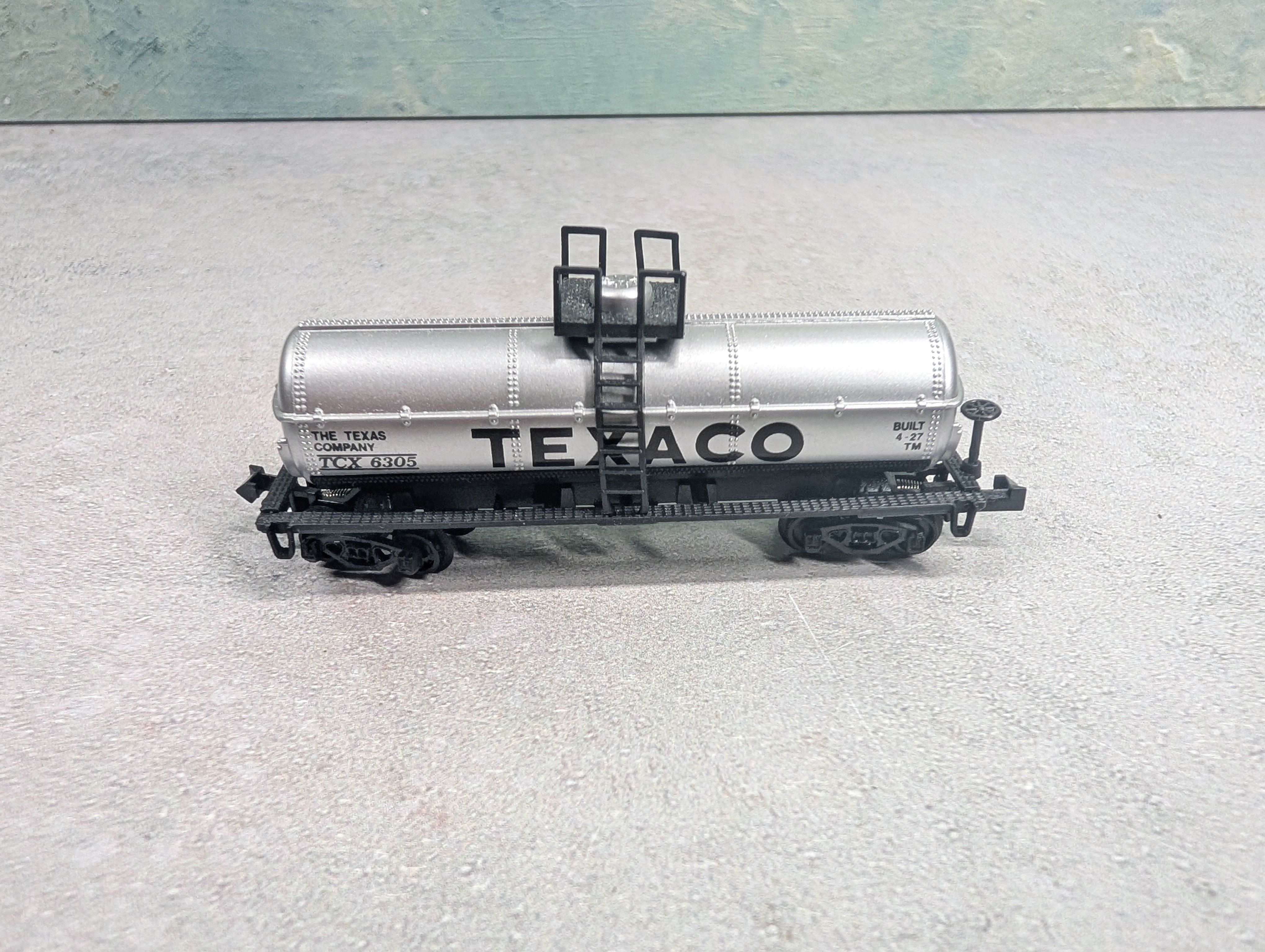 USED Model Power N Scale Single Dome Tank Car Texaco TCX #6305