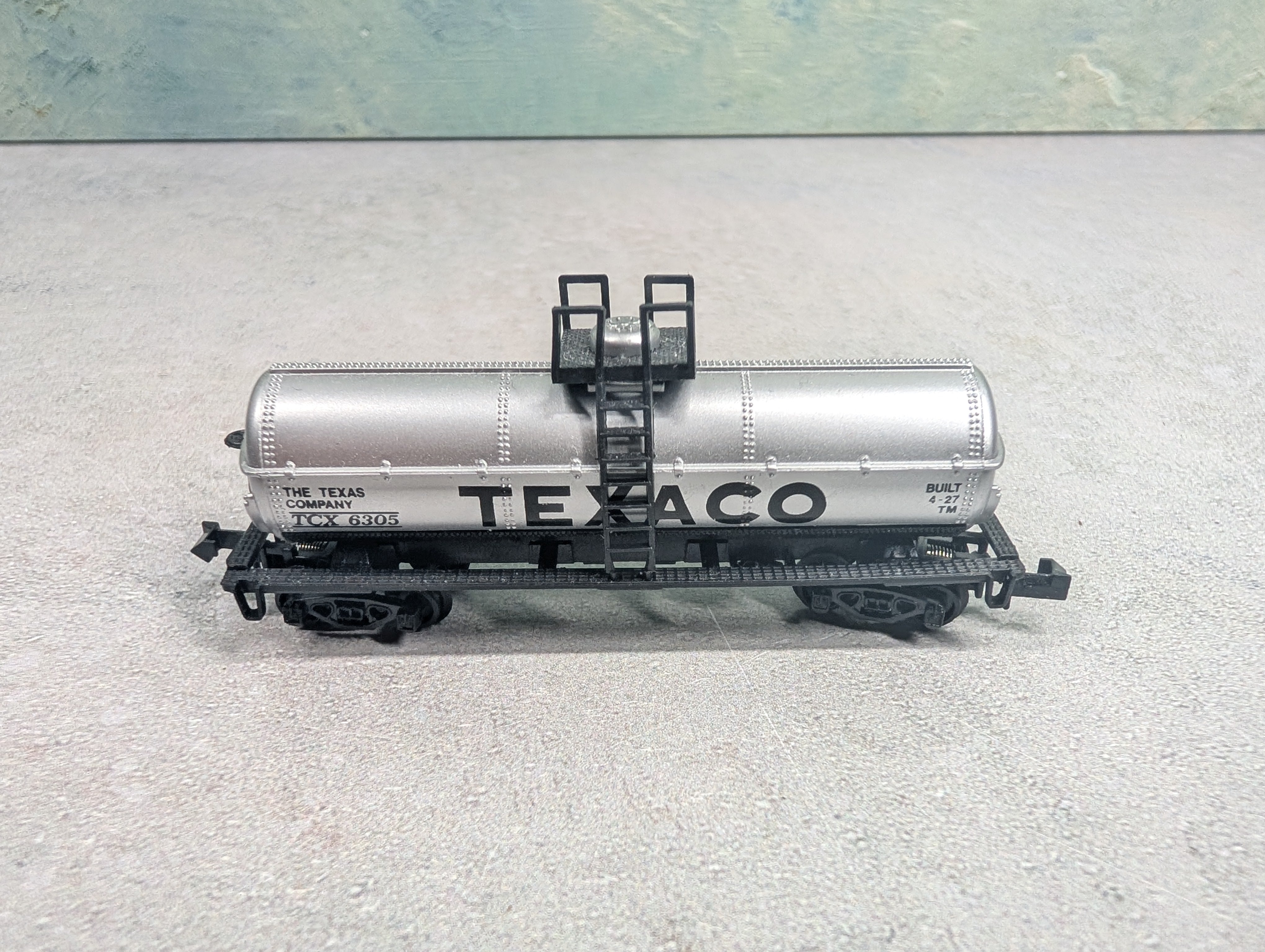 USED Model Power N Scale Single Dome Tank Car Texaco TCX #6305