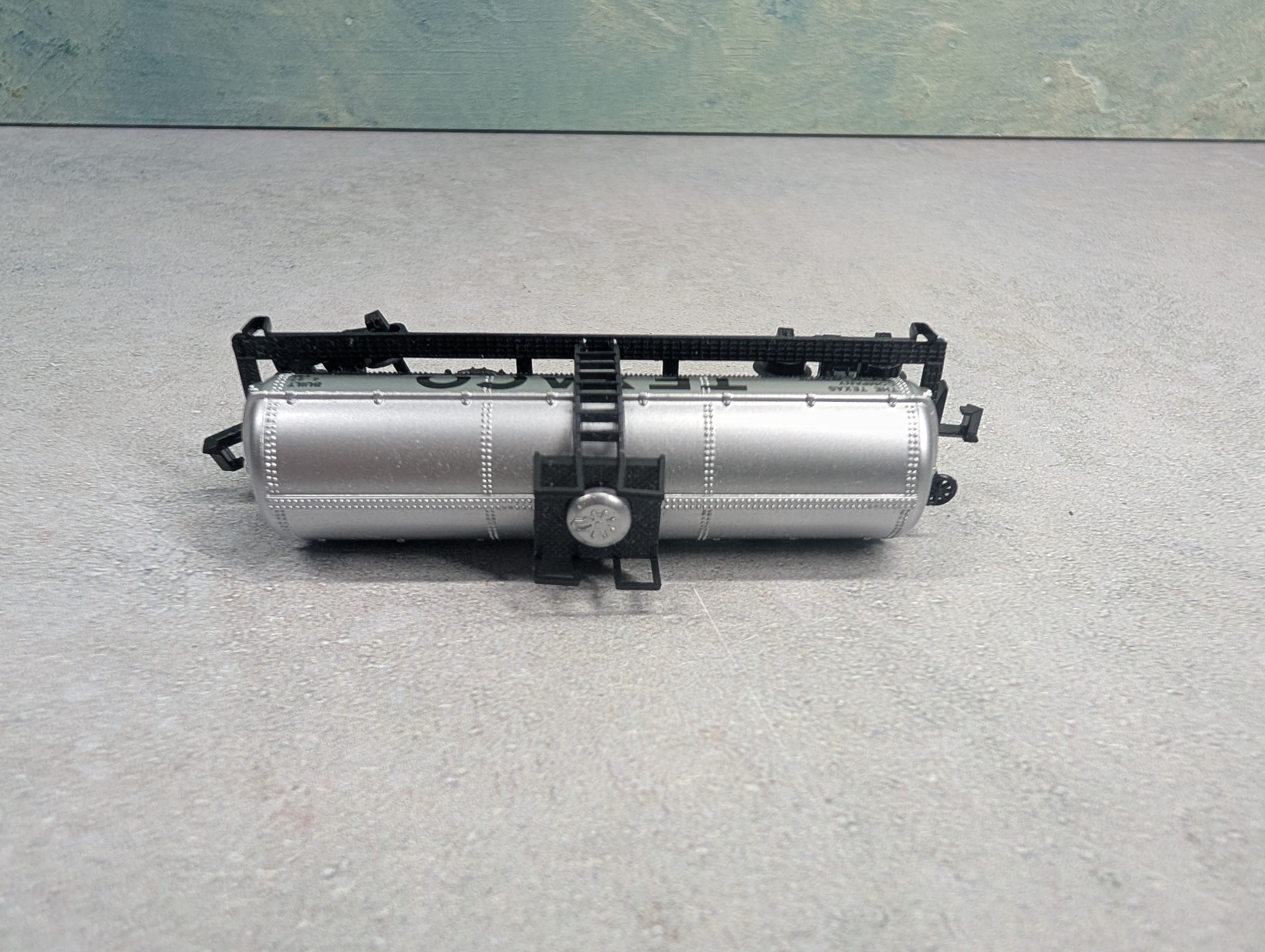 USED Model Power N Scale Single Dome Tank Car Texaco TCX #6305