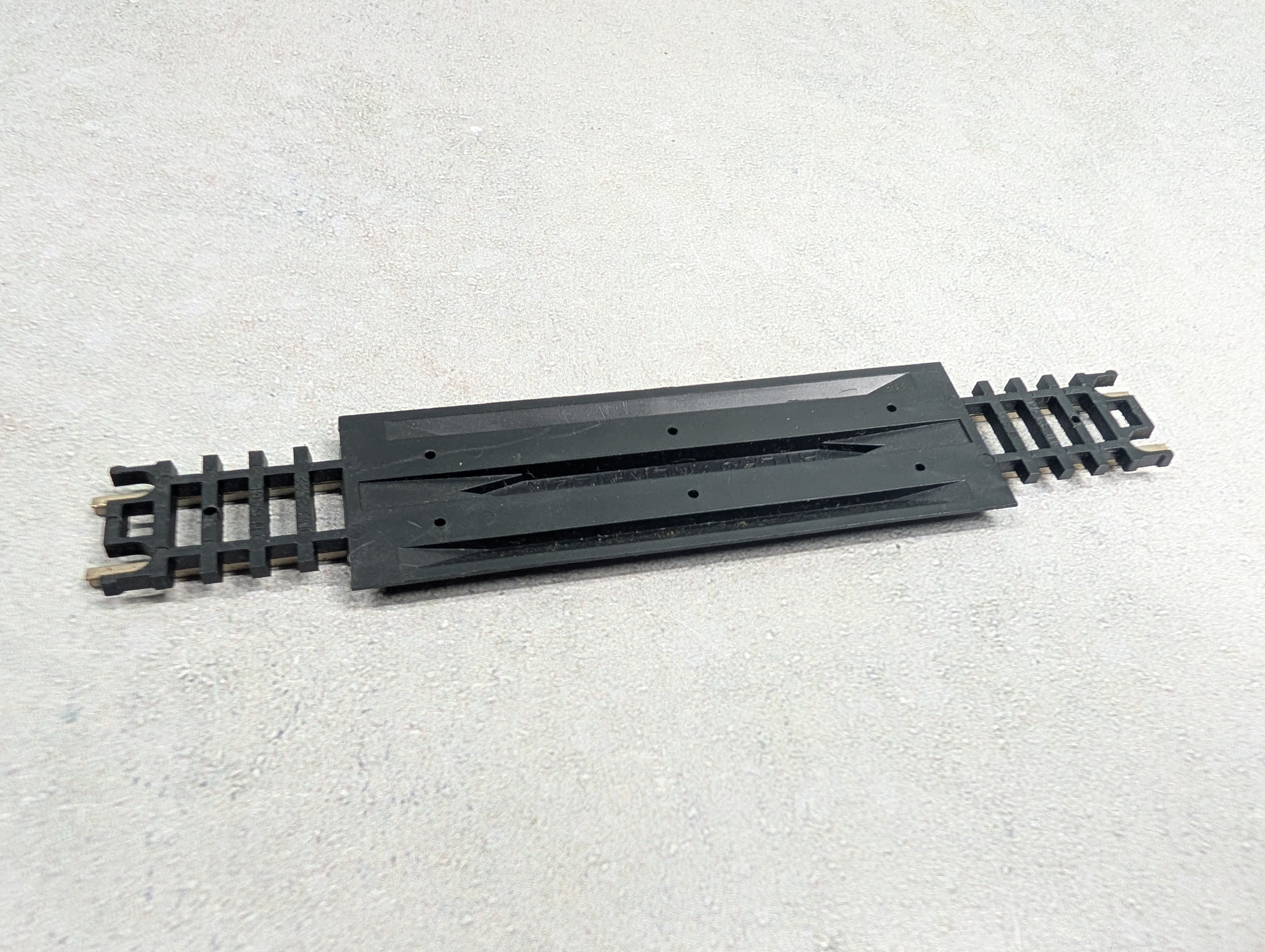 USED Atlas 2532 N Scale 5" Rerailer Code 80 Track