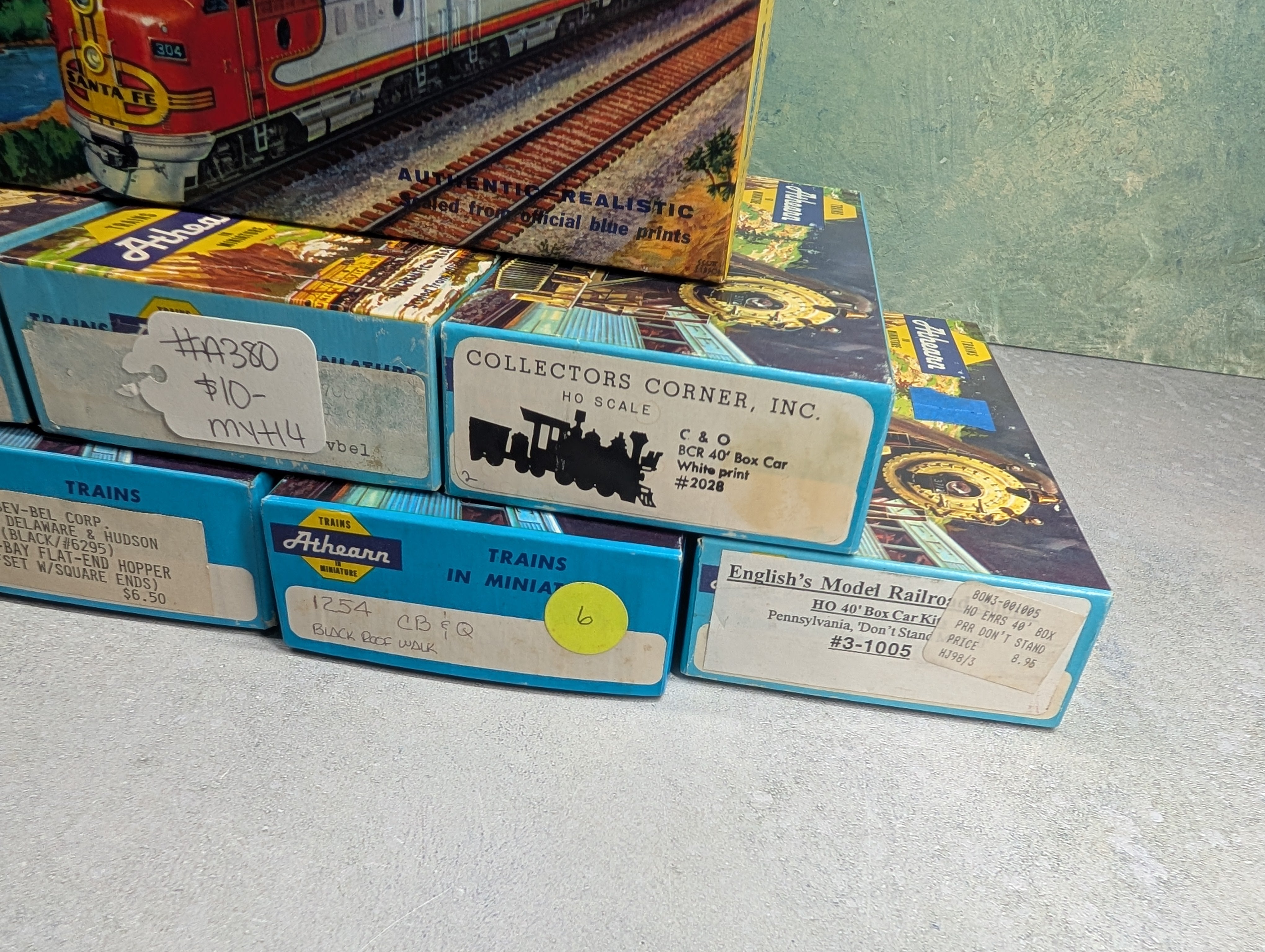 USED Athearn HO Scale Empty Boxes For Storage (8 pcs)