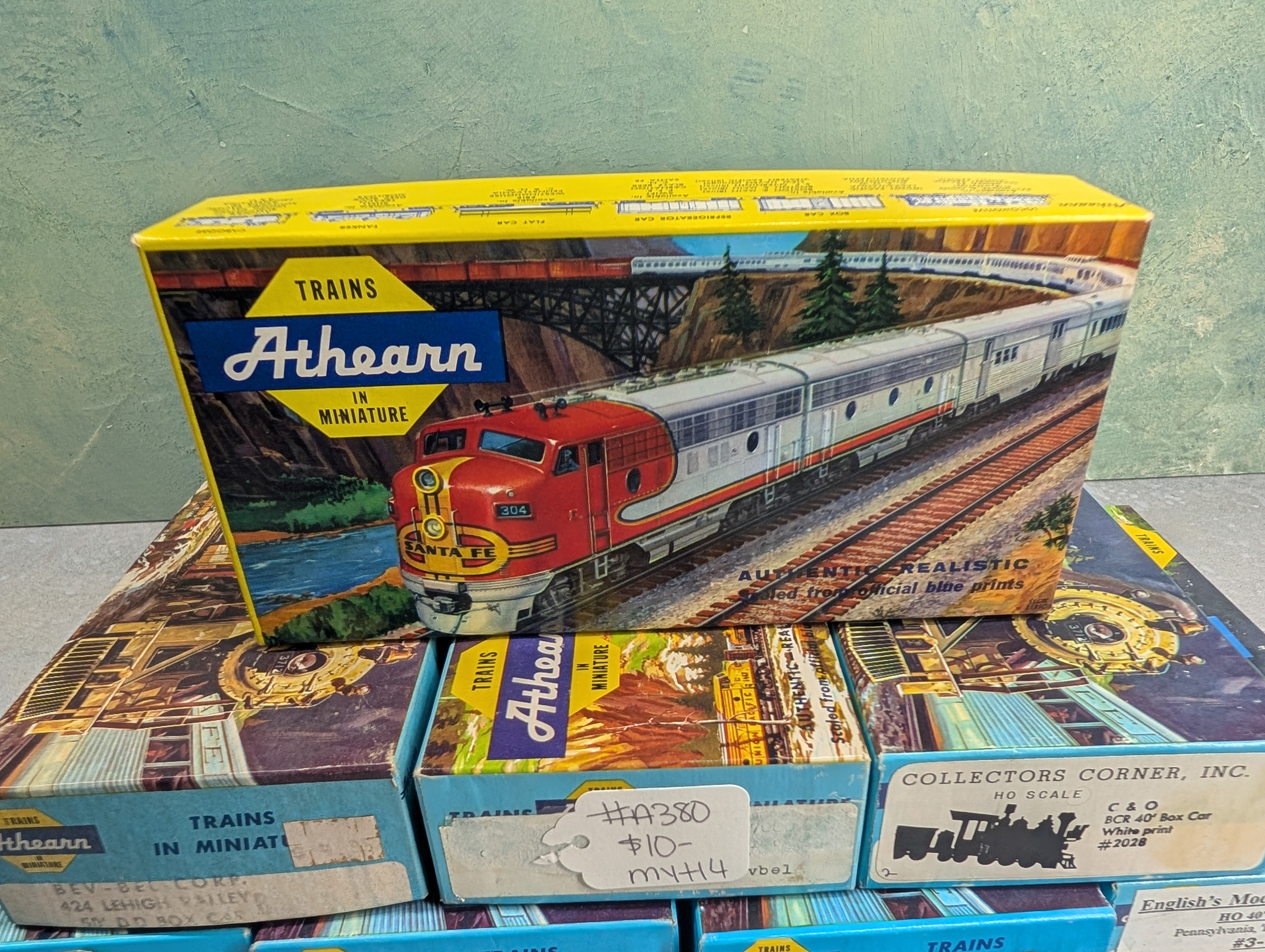 USED Athearn HO Scale Empty Boxes For Storage (8 pcs)