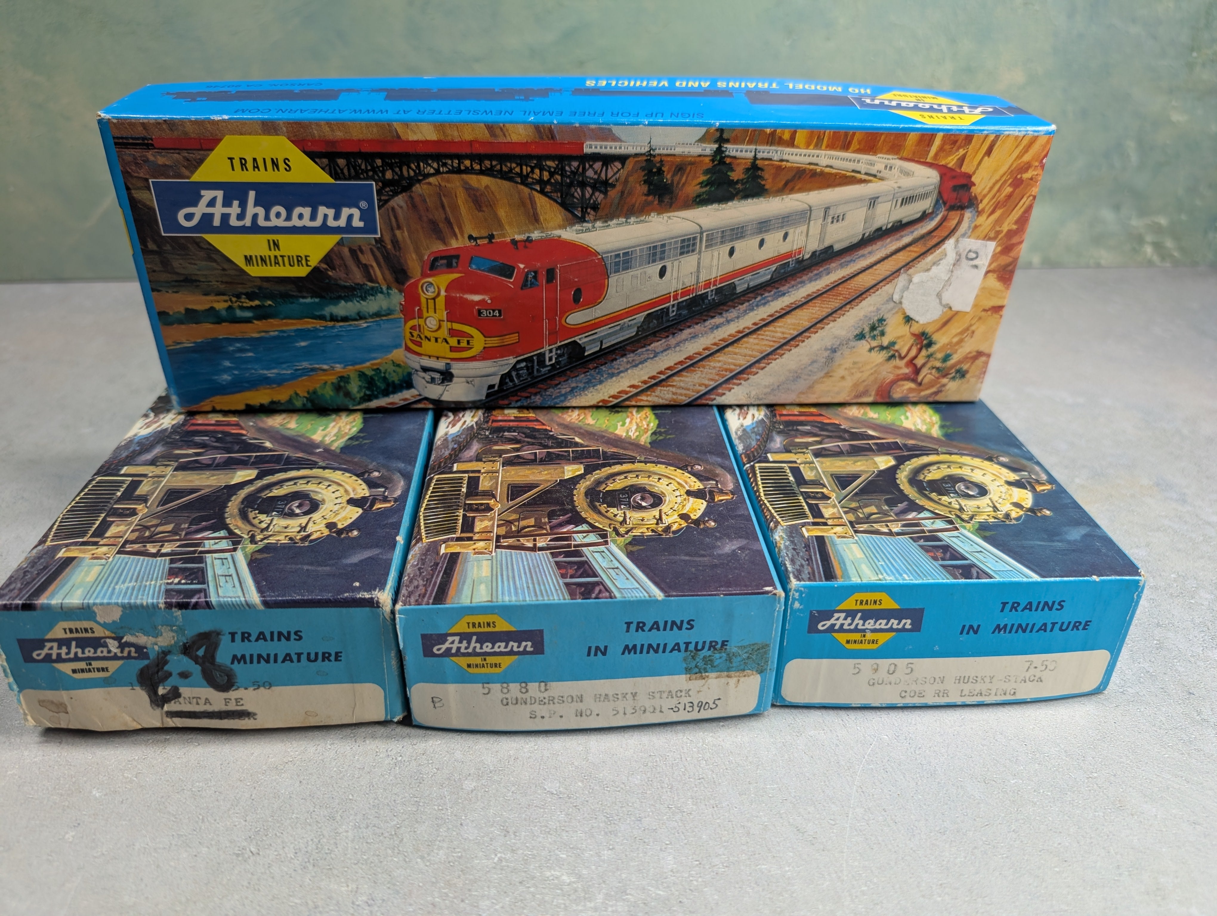 USED Athearn HO Scale Long Empty Boxes For Storage (4 pcs)