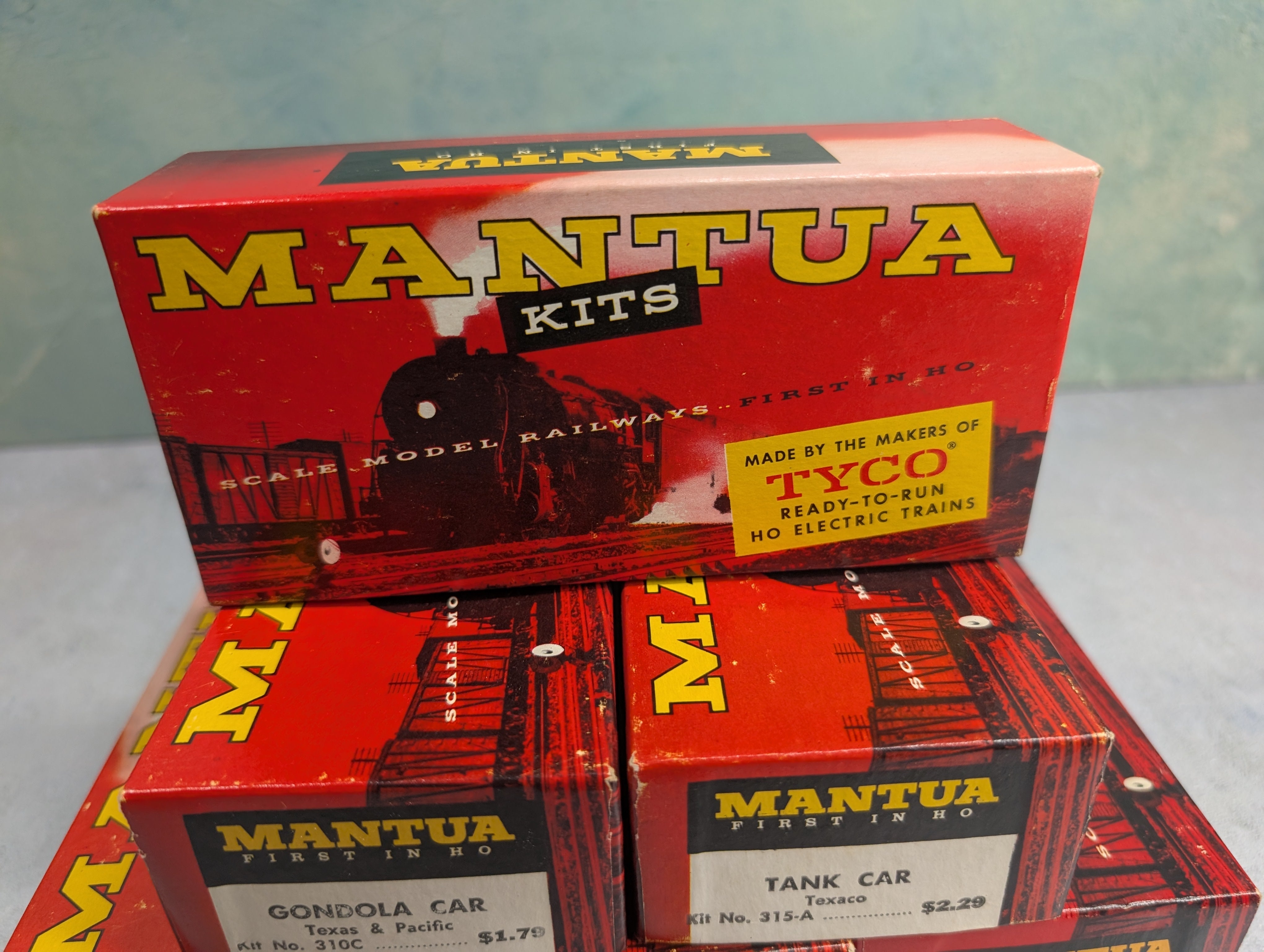 USED Mantua HO Scale Empty Boxes For Storage (6 pcs)
