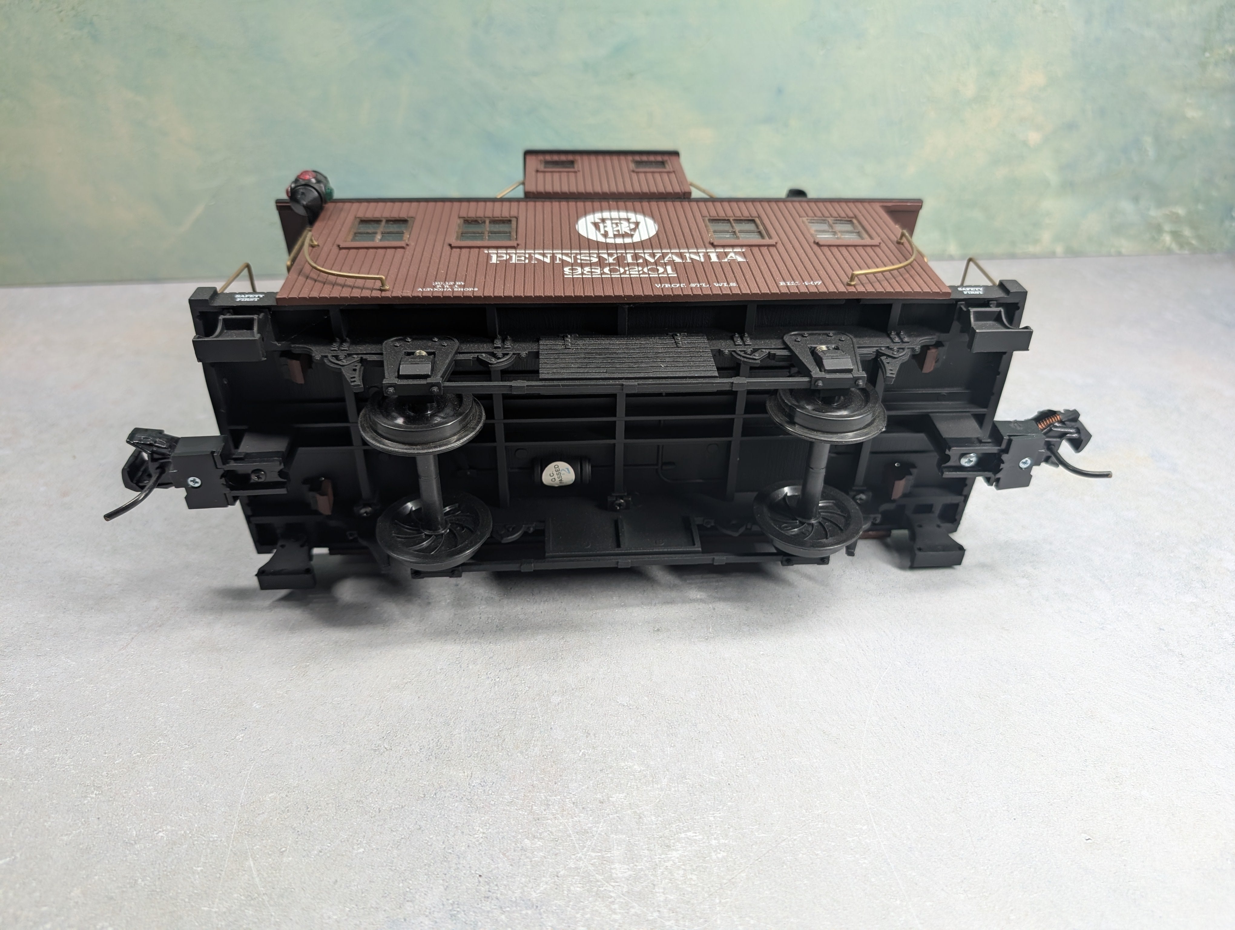 USED Aristo-Craft G Scale Wooden Caboose Pennsylvania #980201 Altoona Shops
