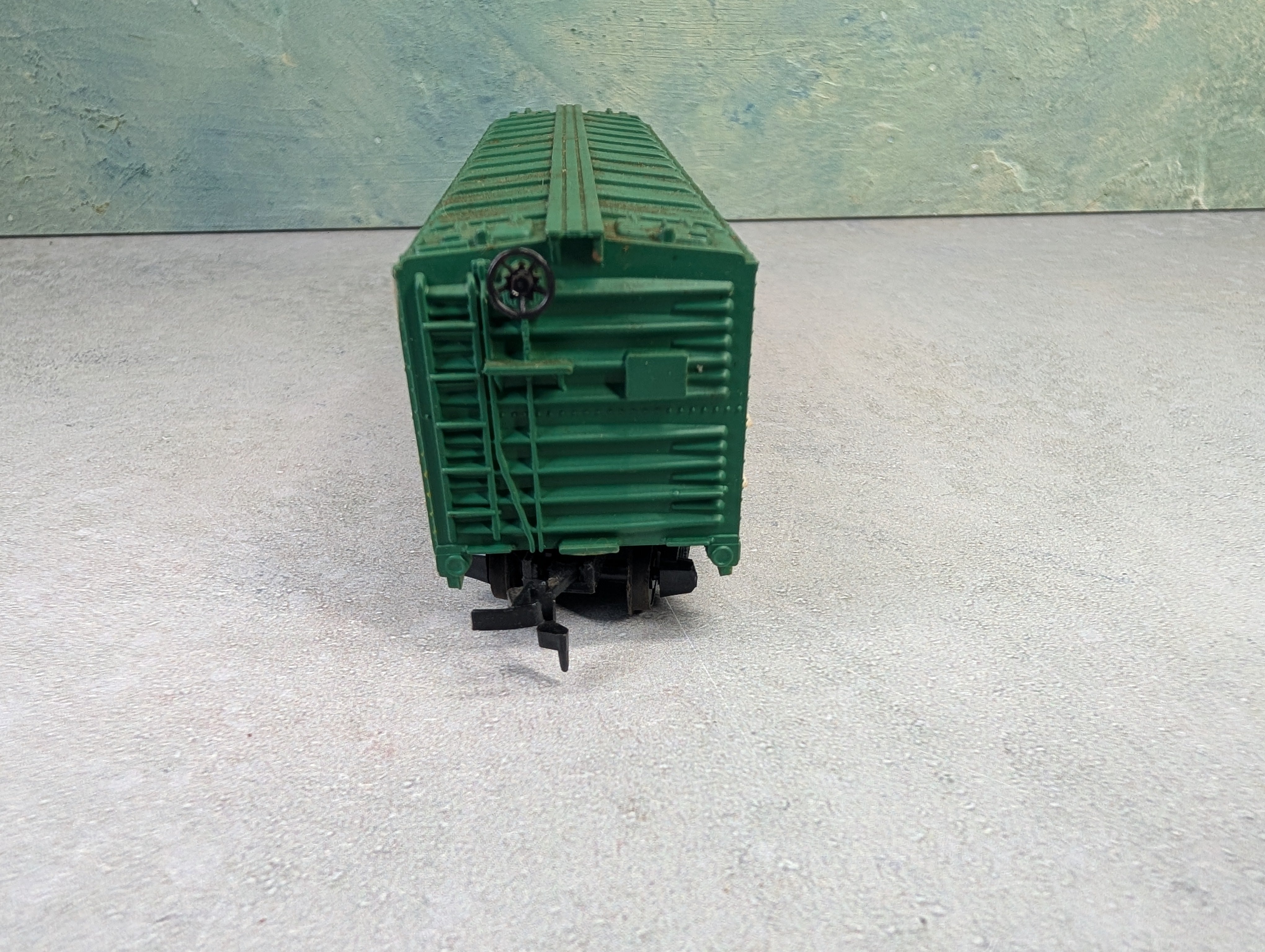 USED Tyco HO Scale Wooden Box Car Dairymen's League GARX #907