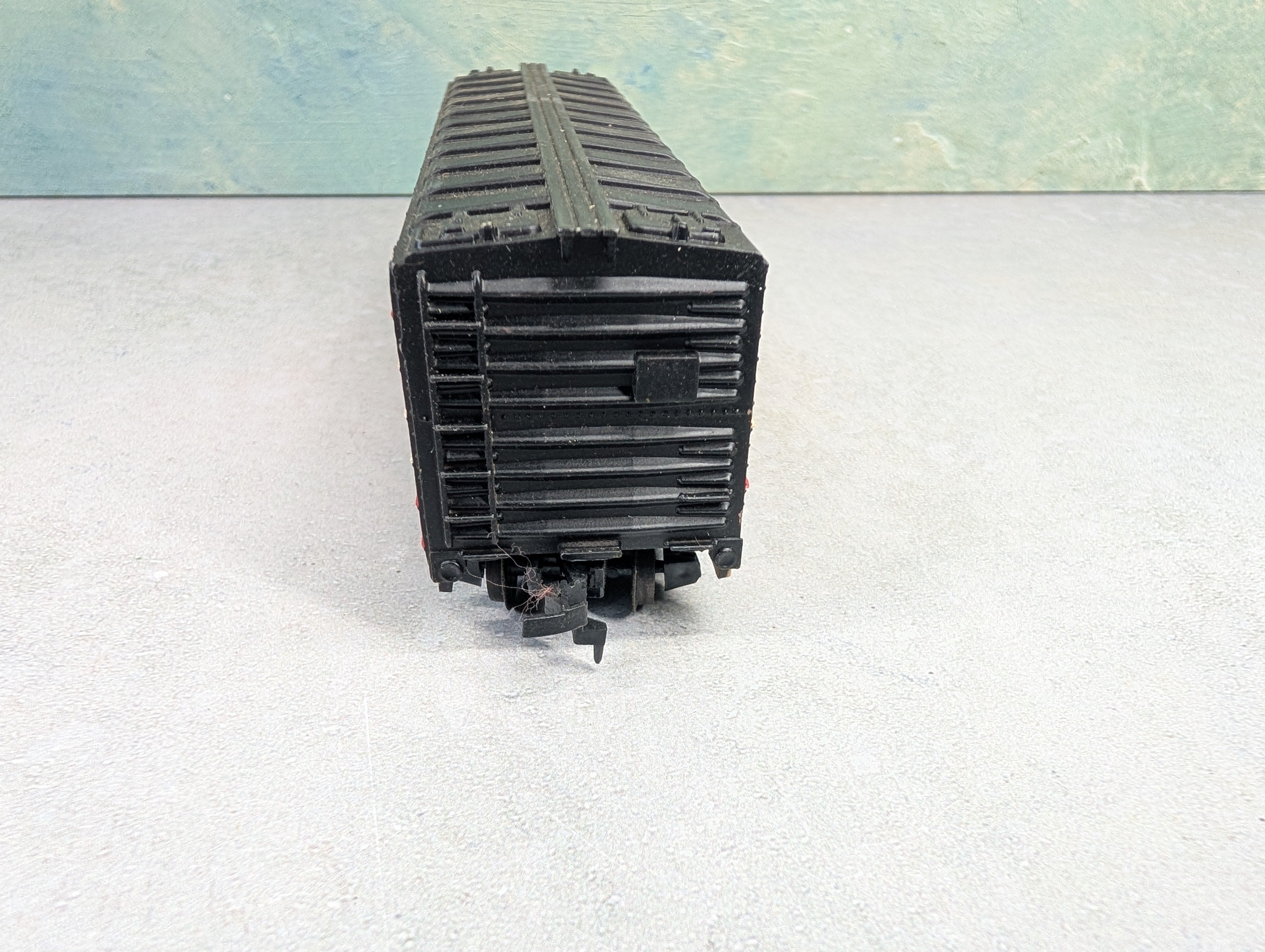 USED Tyco HO Scale Wooden Box Car Baby Ruth NADX #5342