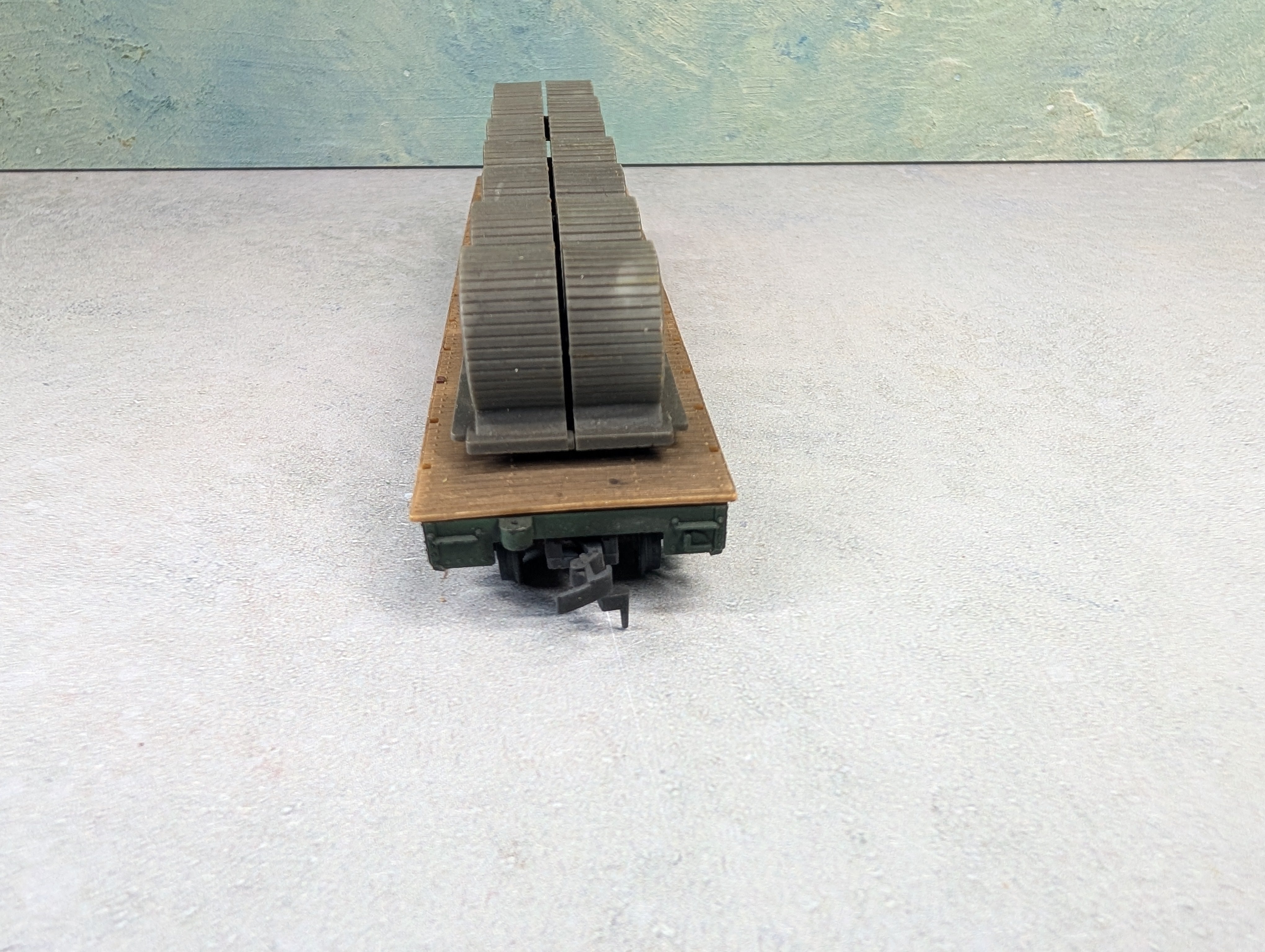 USED Mantua HO Scale Flat Car w/ Load Great Northern #42762
