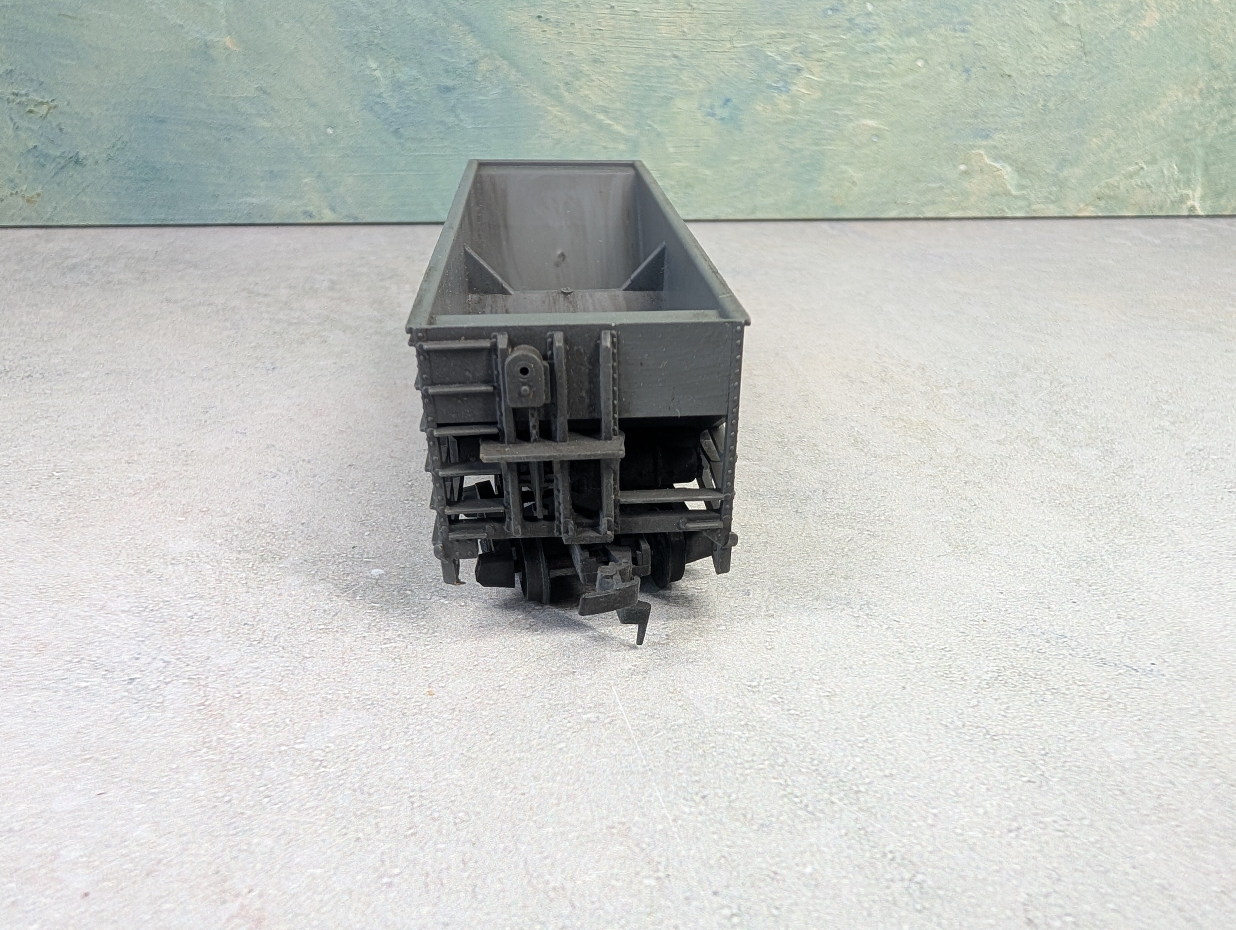 USED HO Scale Operating Hopper Monon MON #9076