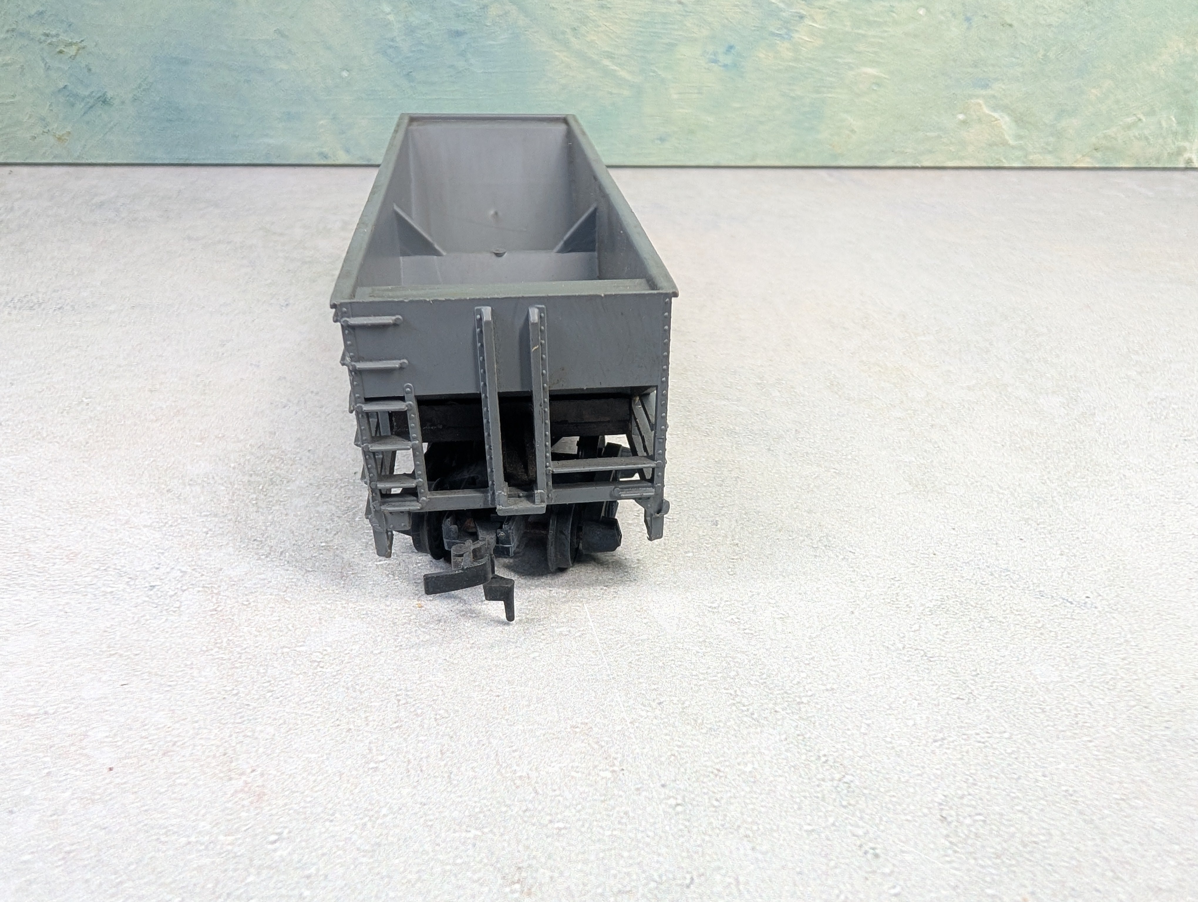 USED HO Scale Operating Hopper Monon MON #9076