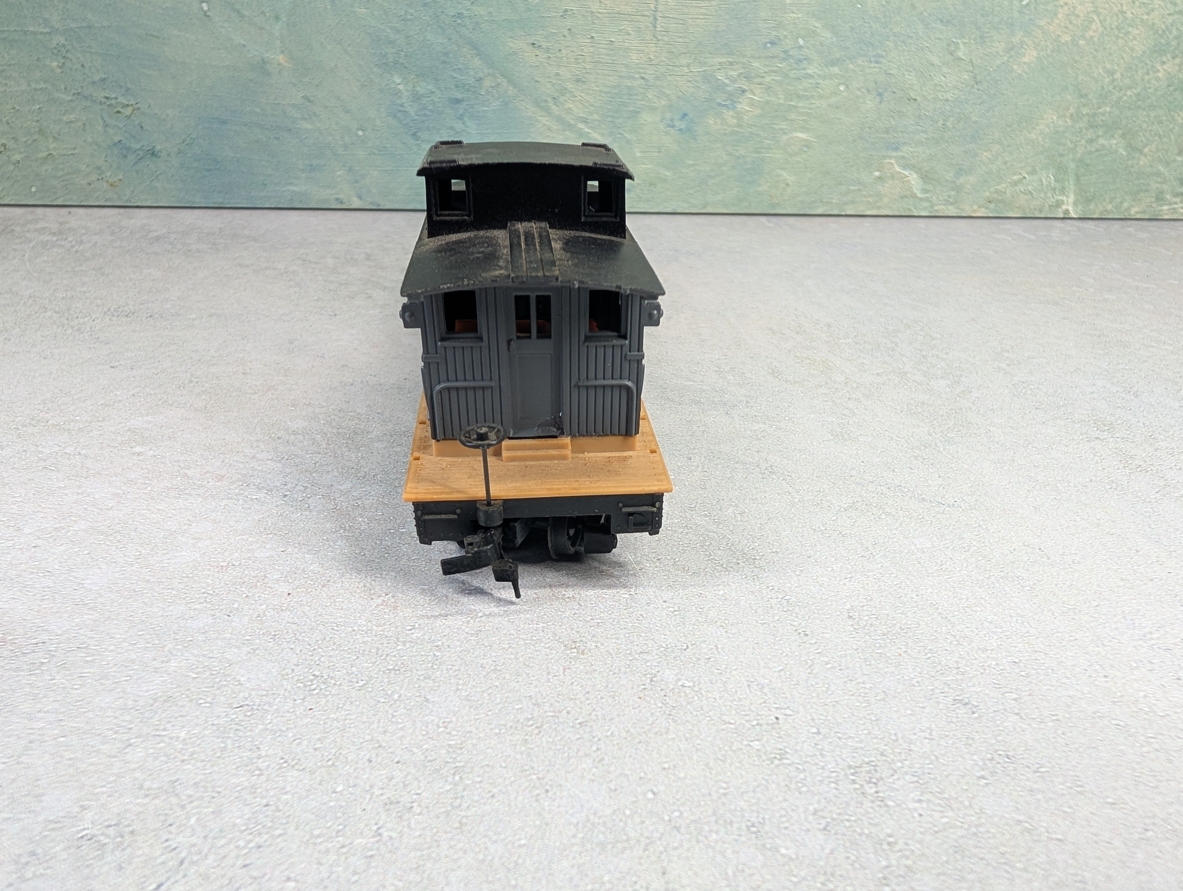 USED Mantua HO Scale Maintenance Caboose Santa Fe #932