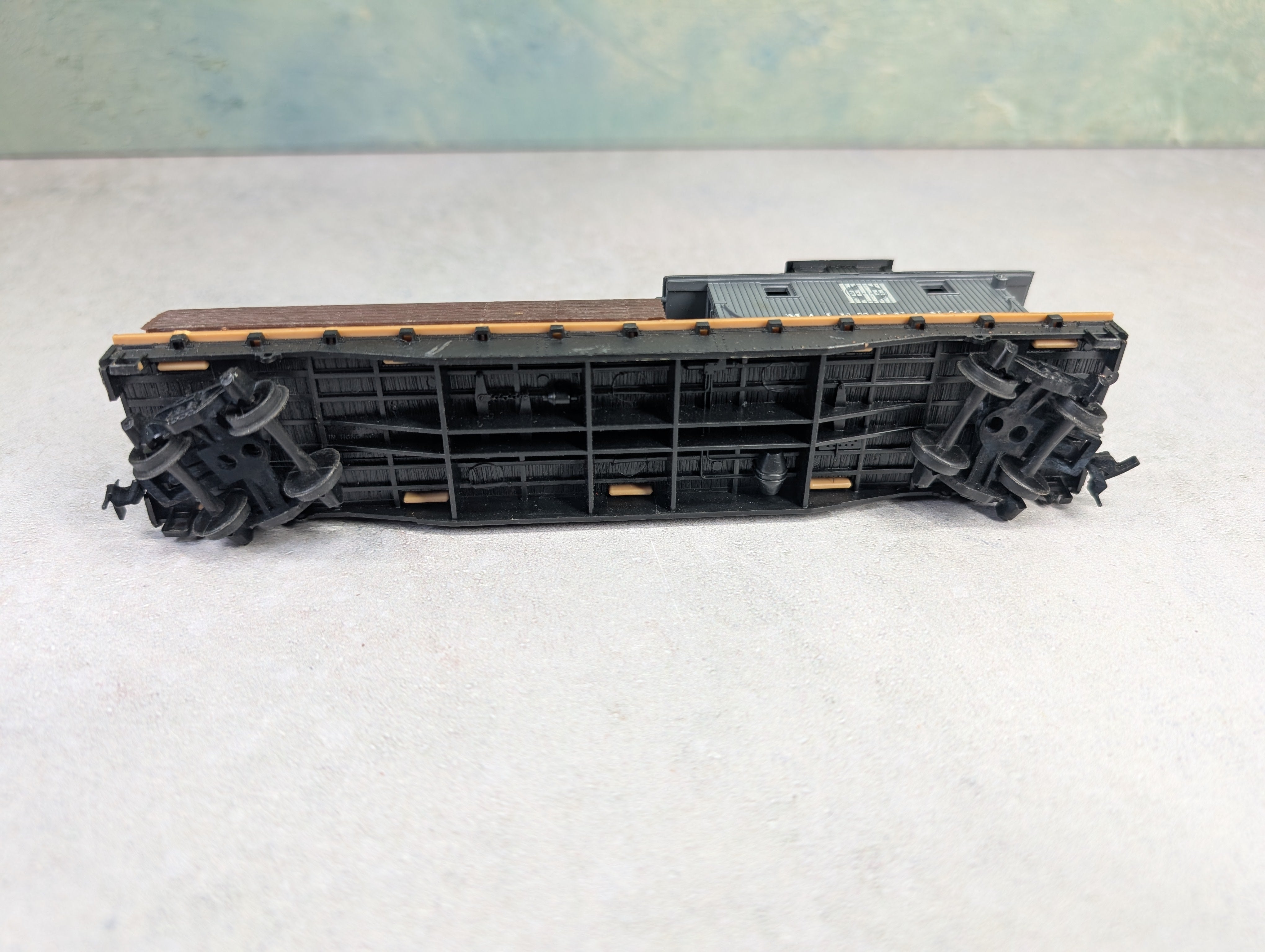 USED Mantua HO Scale Maintenance Caboose Santa Fe #932