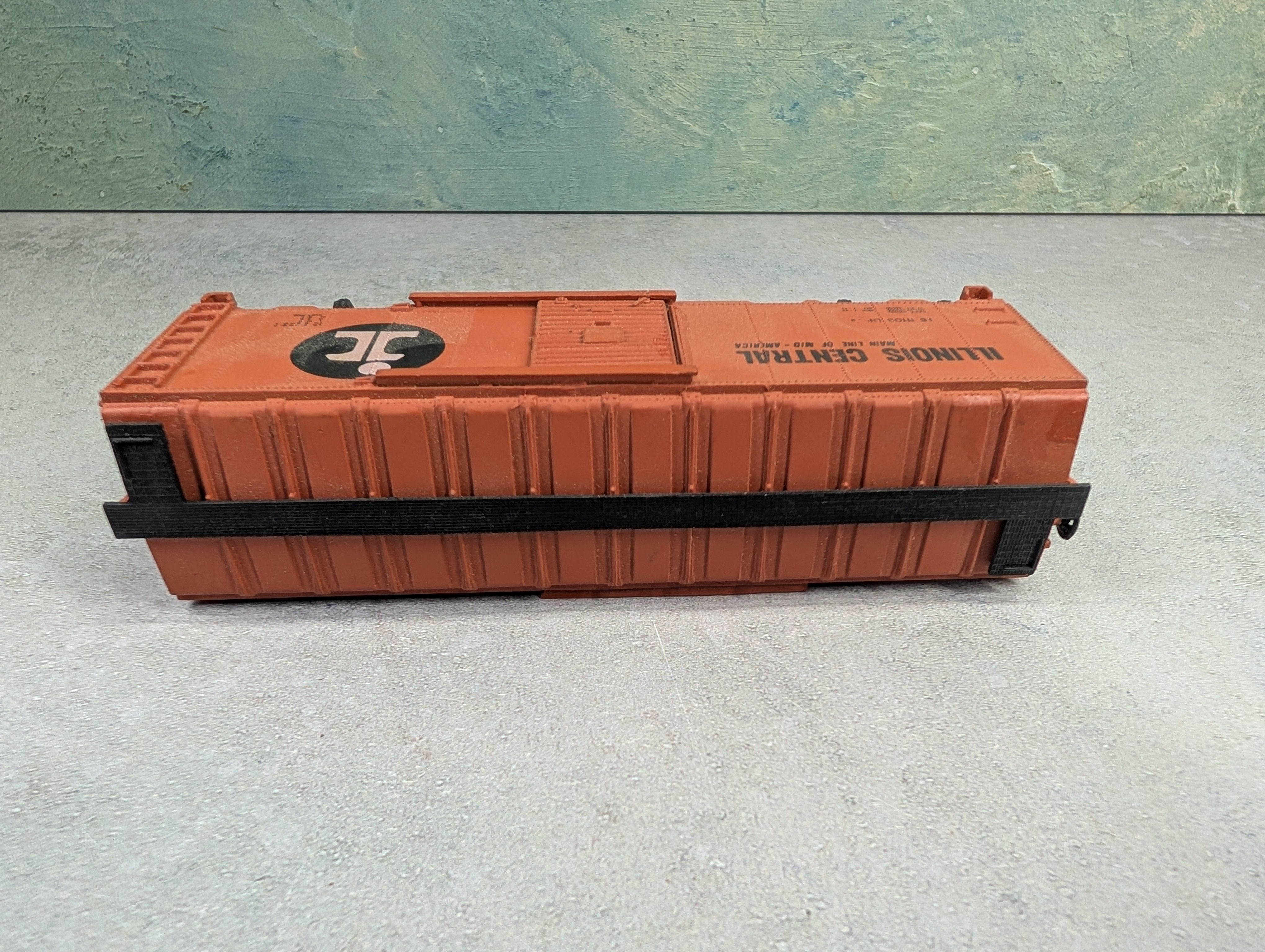 USED Bachmann HO Scale 40' Box Car Illinois Central IC #11103