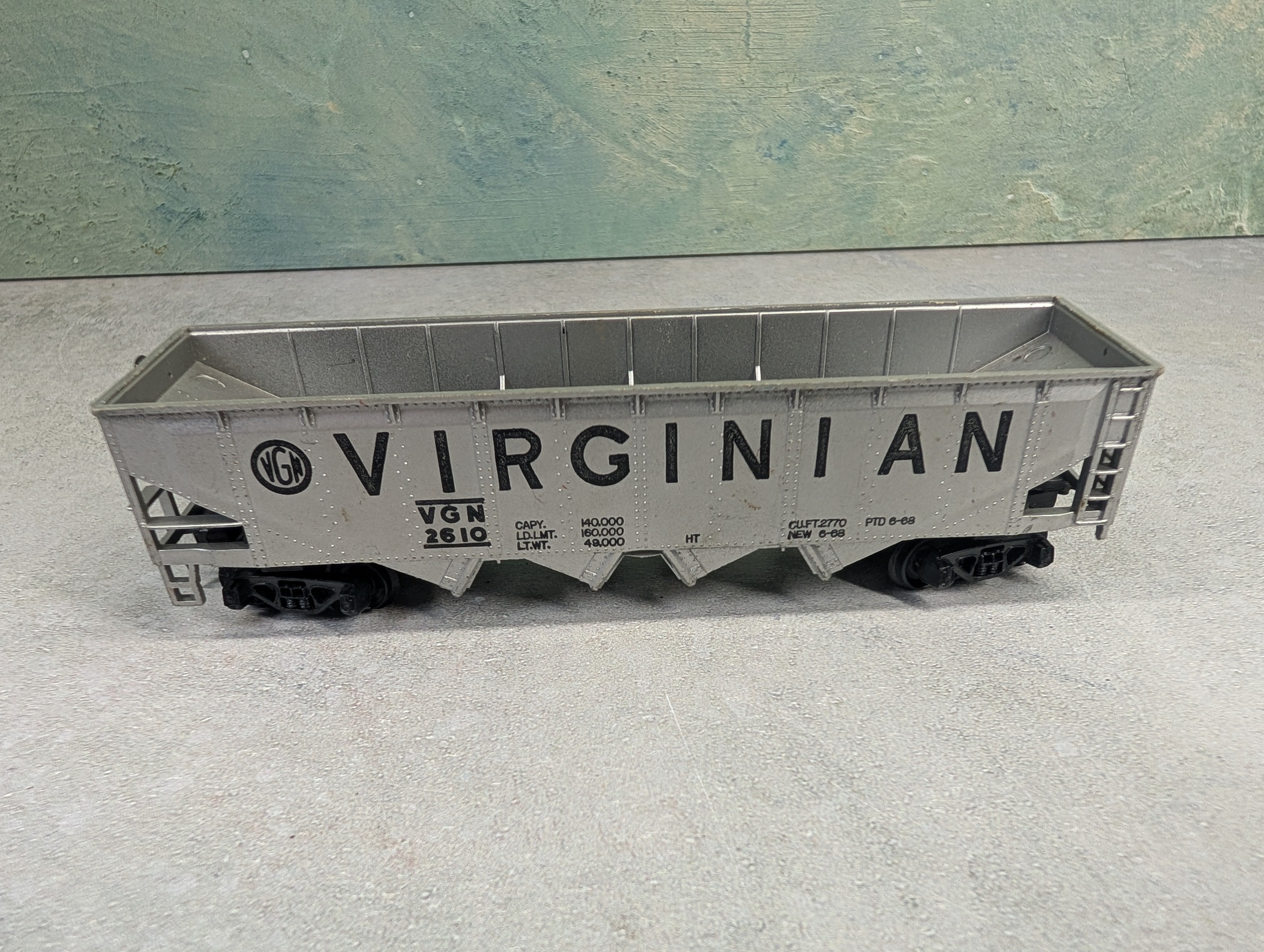 USED Tyco HO Scale Open Hopper Virginian VGN #2610