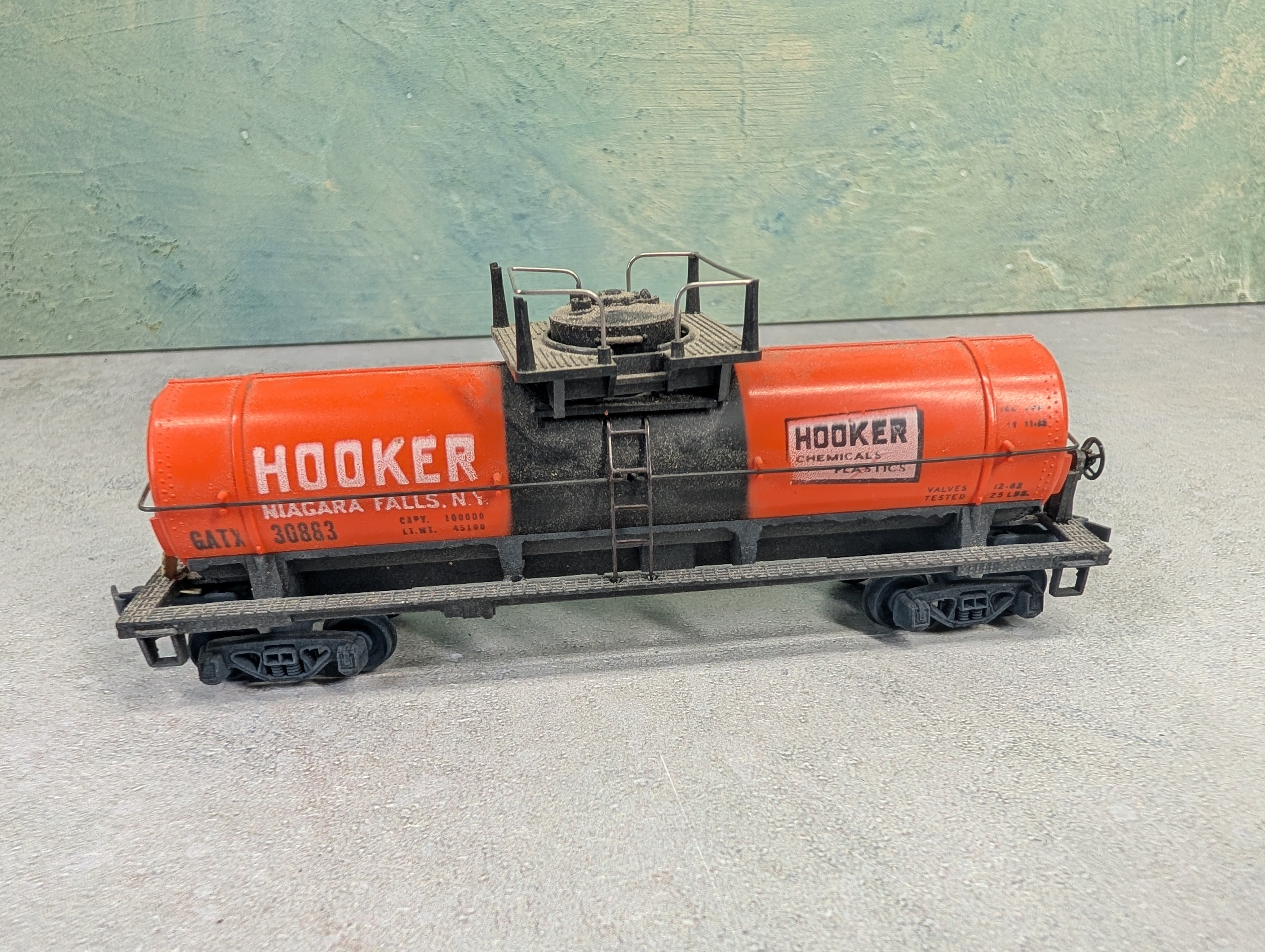 USED Mantua HO Scale Tank Car Hooker GATX #30883