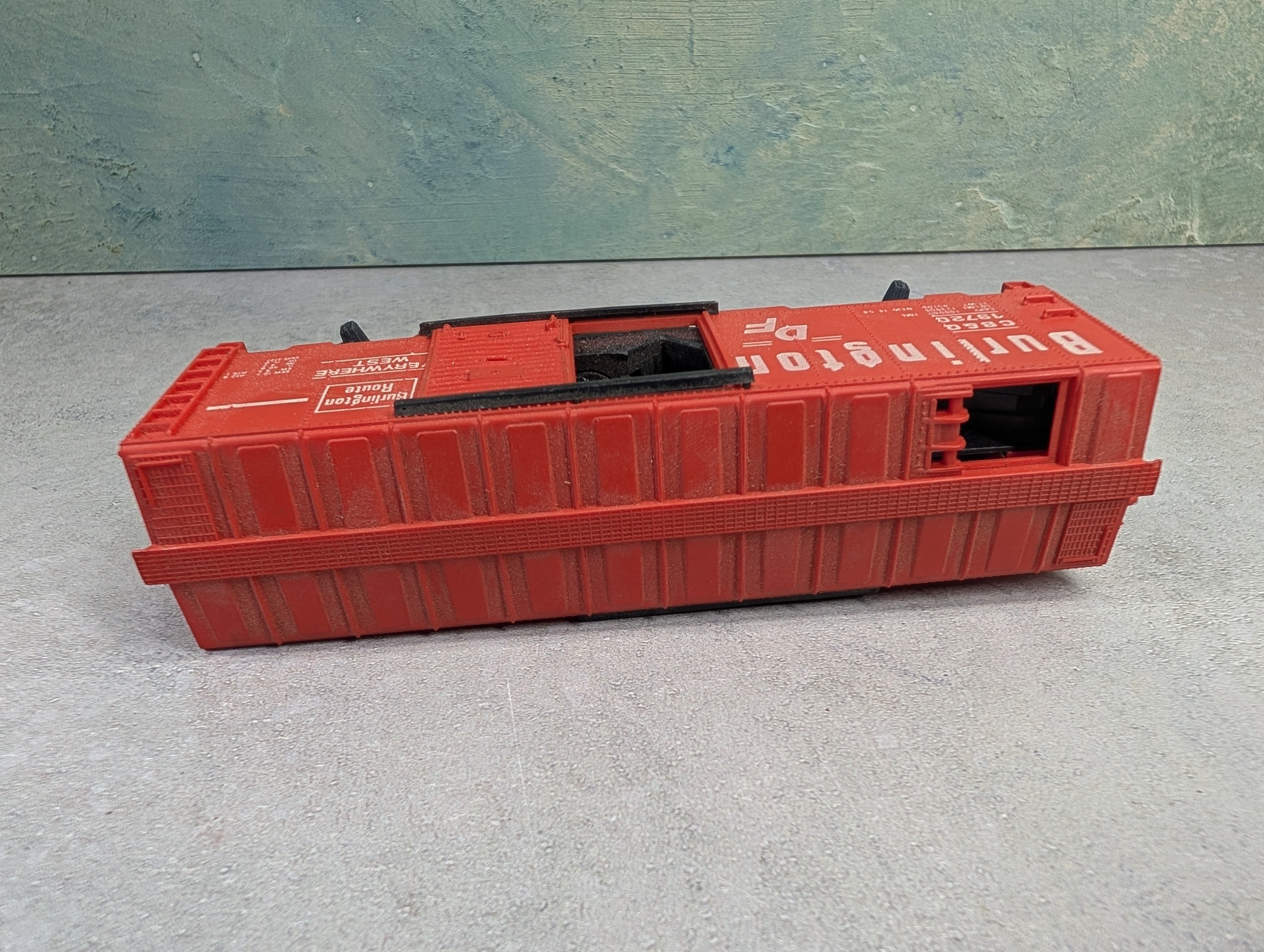 USED Tyco HO Scale 40' Box Car Burlington CB&Q #19720