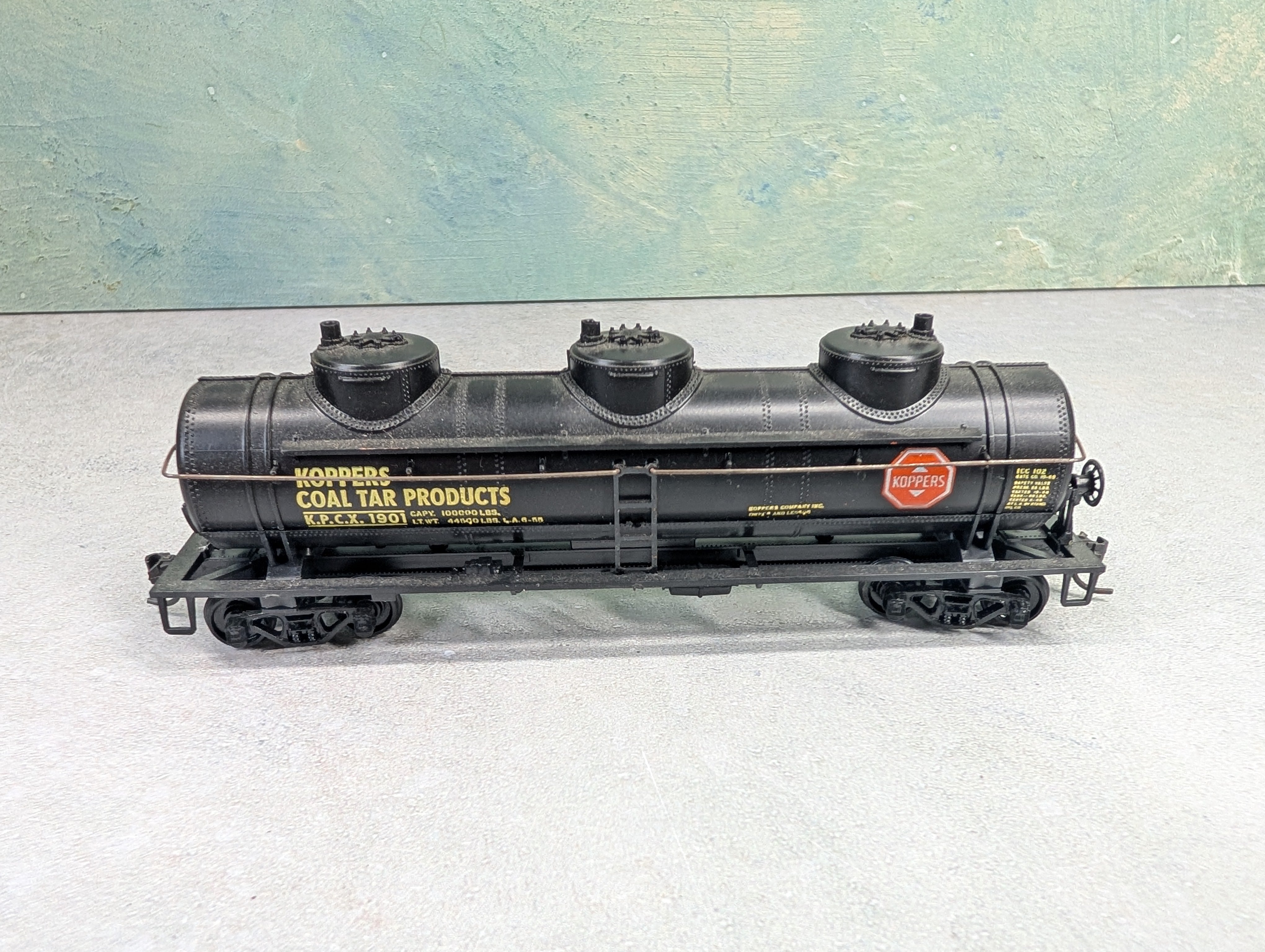 USED Athearn HO Scale Triple Dome Tank Car Koppers KPCX #1901