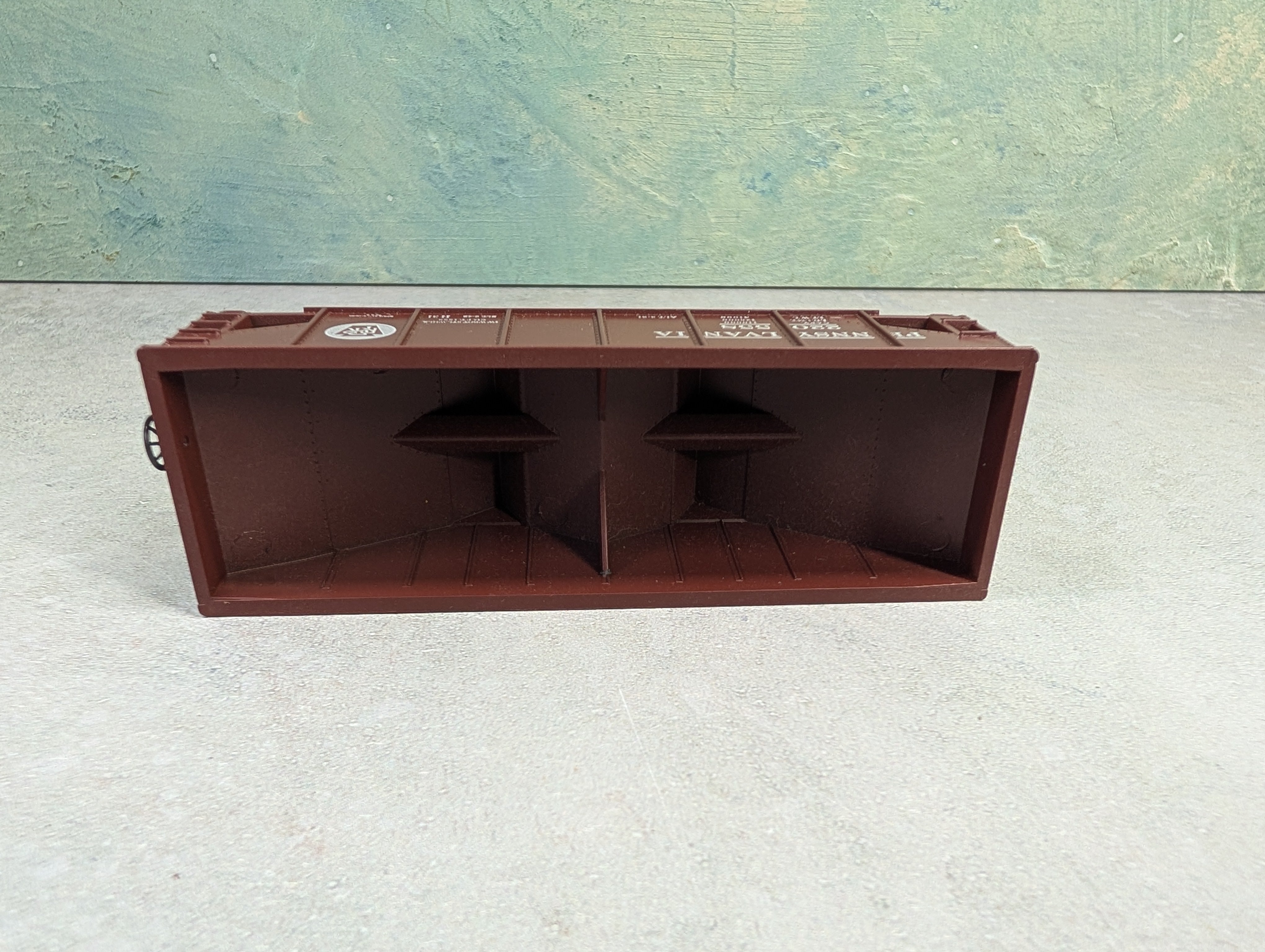 USED Athearn HO Scale 2 Bay Open Hopper Pennsylvania PRR #220558