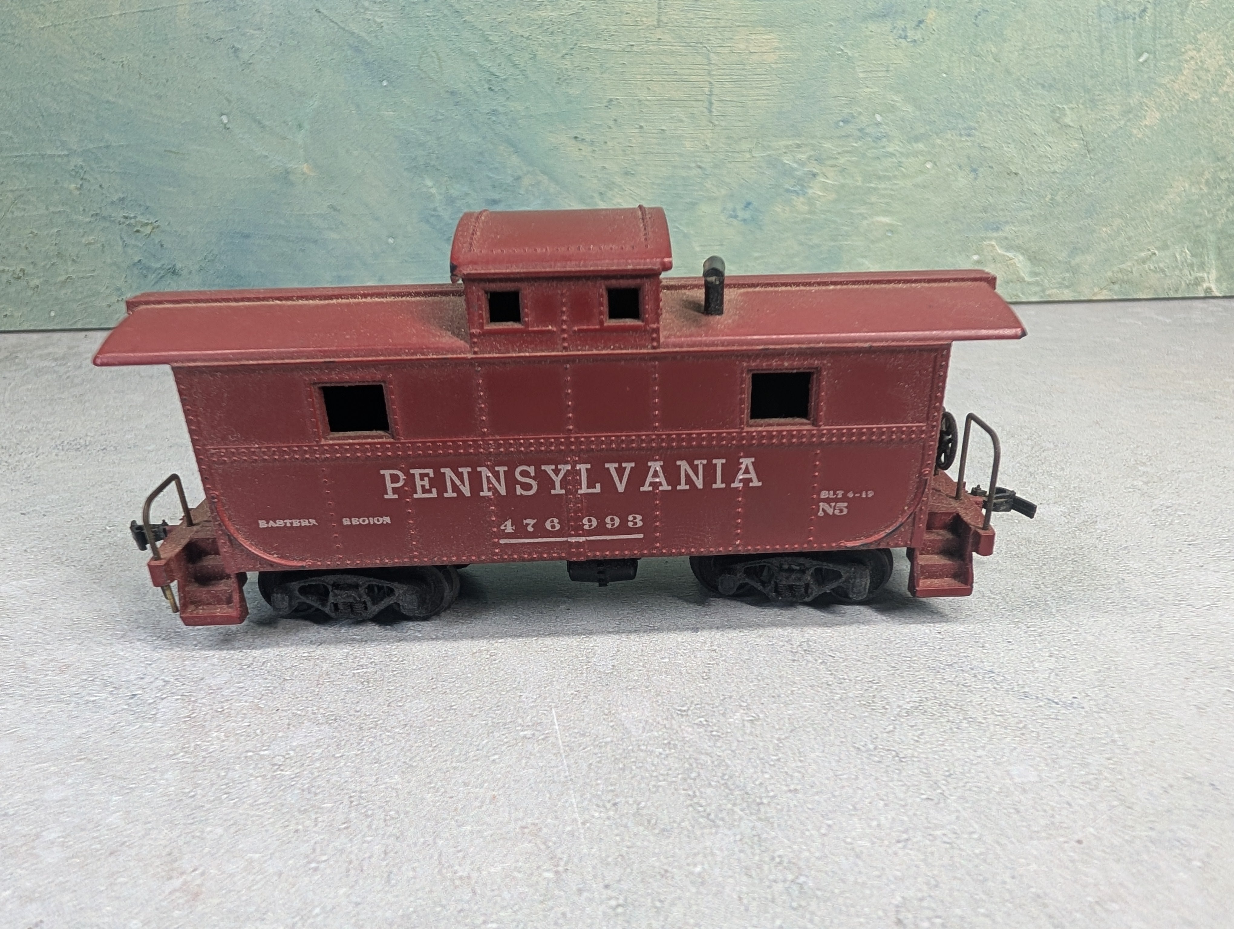 USED PENN LINE HO Scale Caboose Pennsylvania #476993