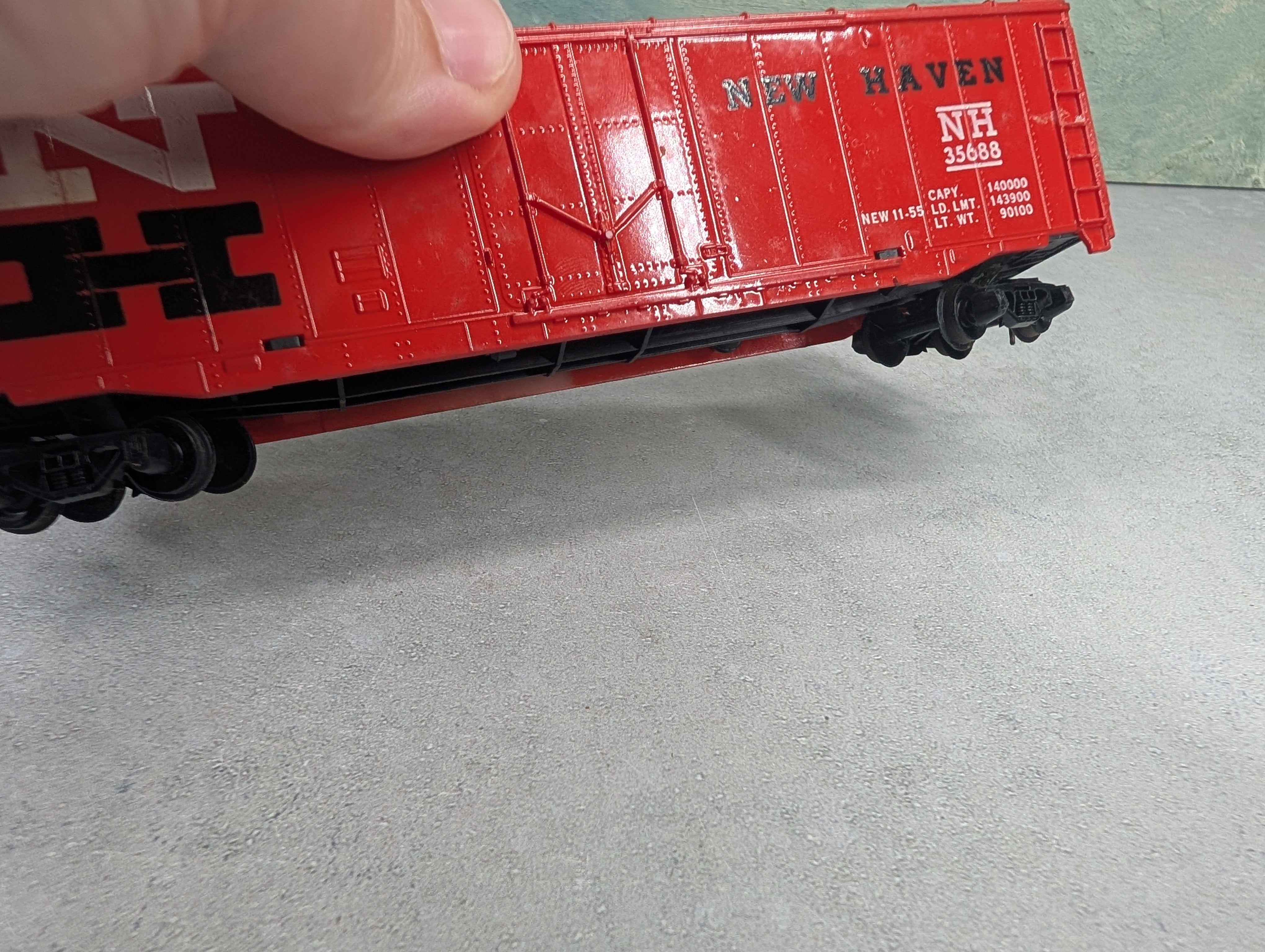 USED Tyco HO Scale 50' Box Car New Haven NH #35688