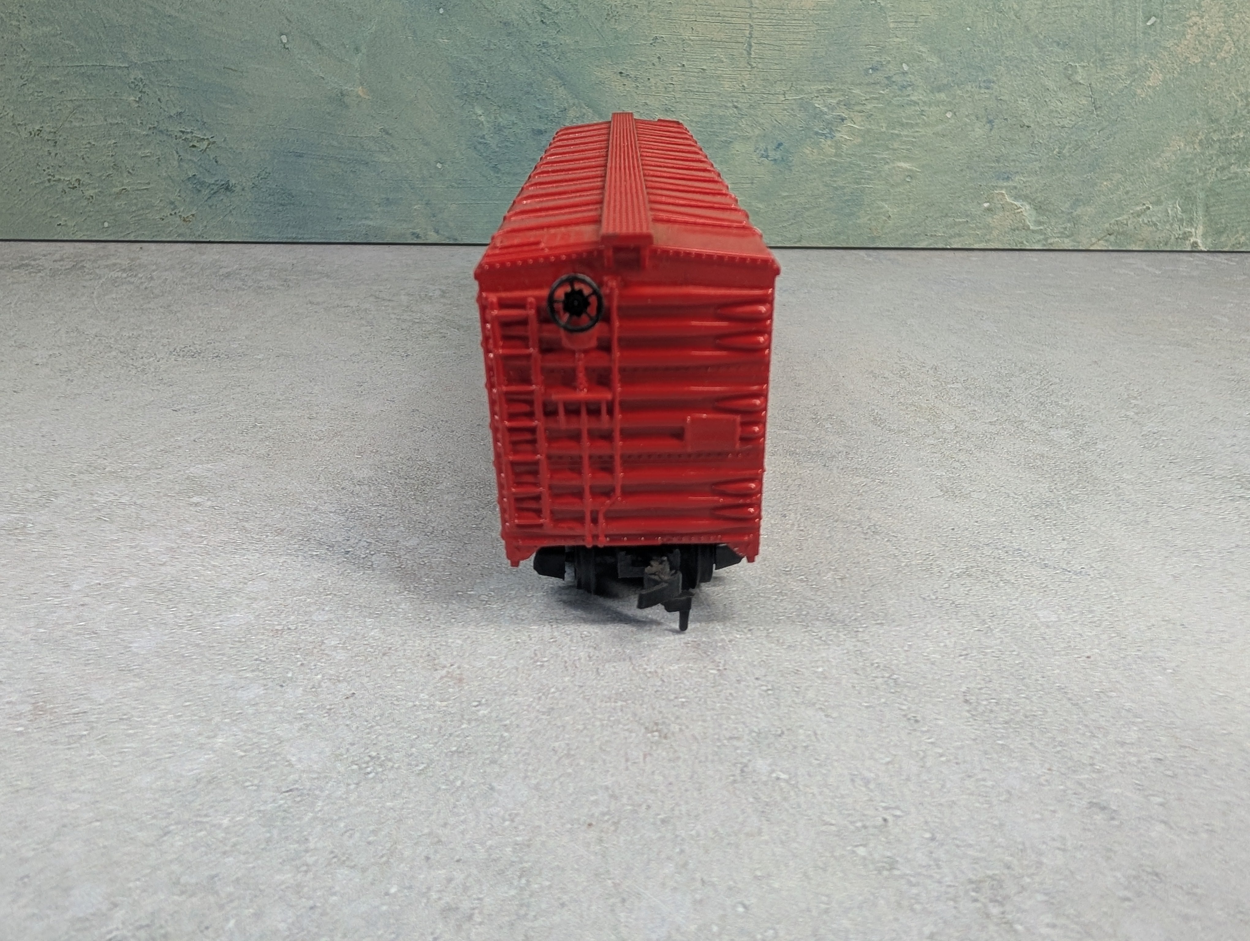 USED Tyco HO Scale 50' Box Car New Haven NH #35688