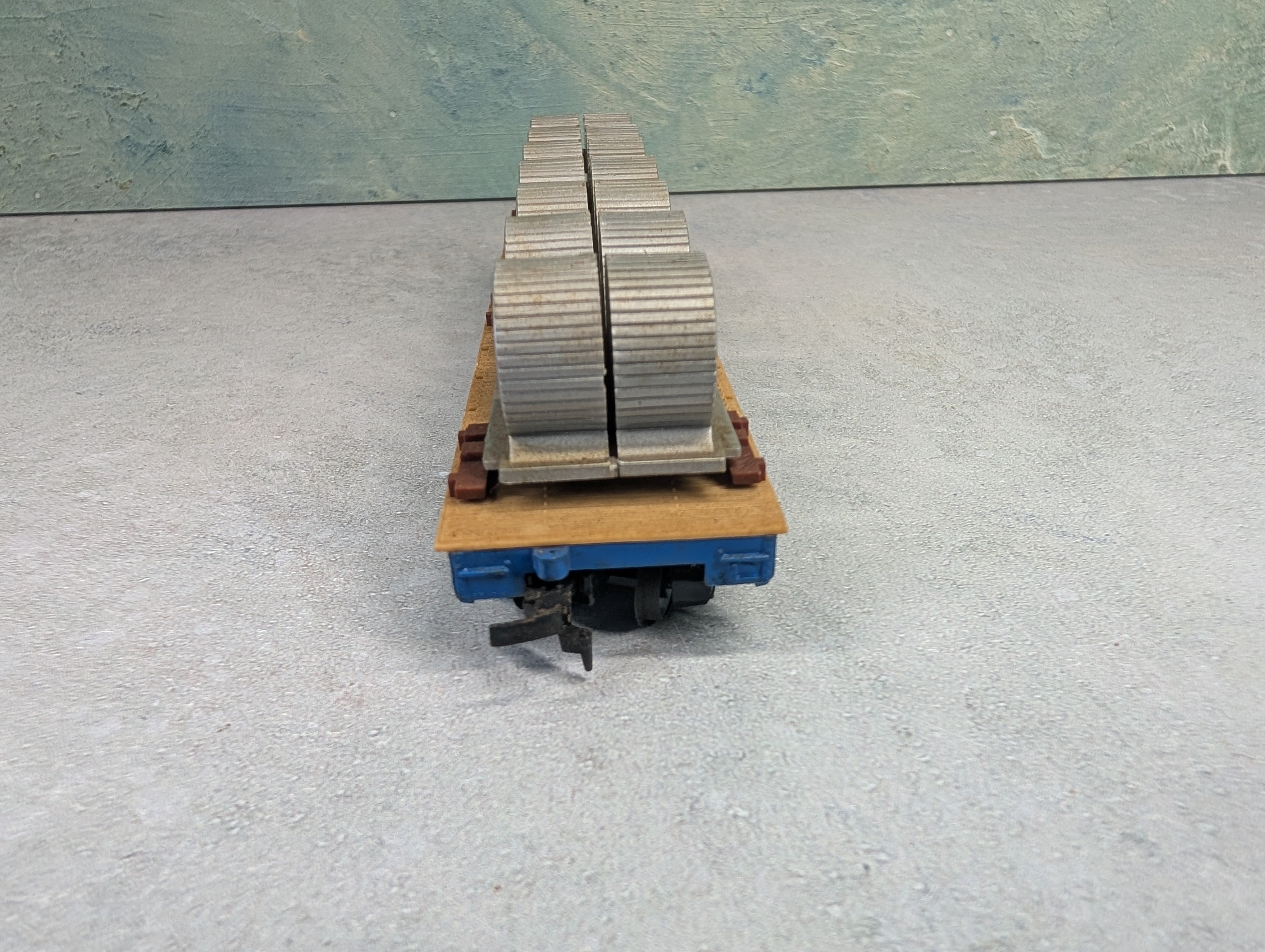 USED Mantua HO Scale 50' Flat Car Western Union w/ Coil Load