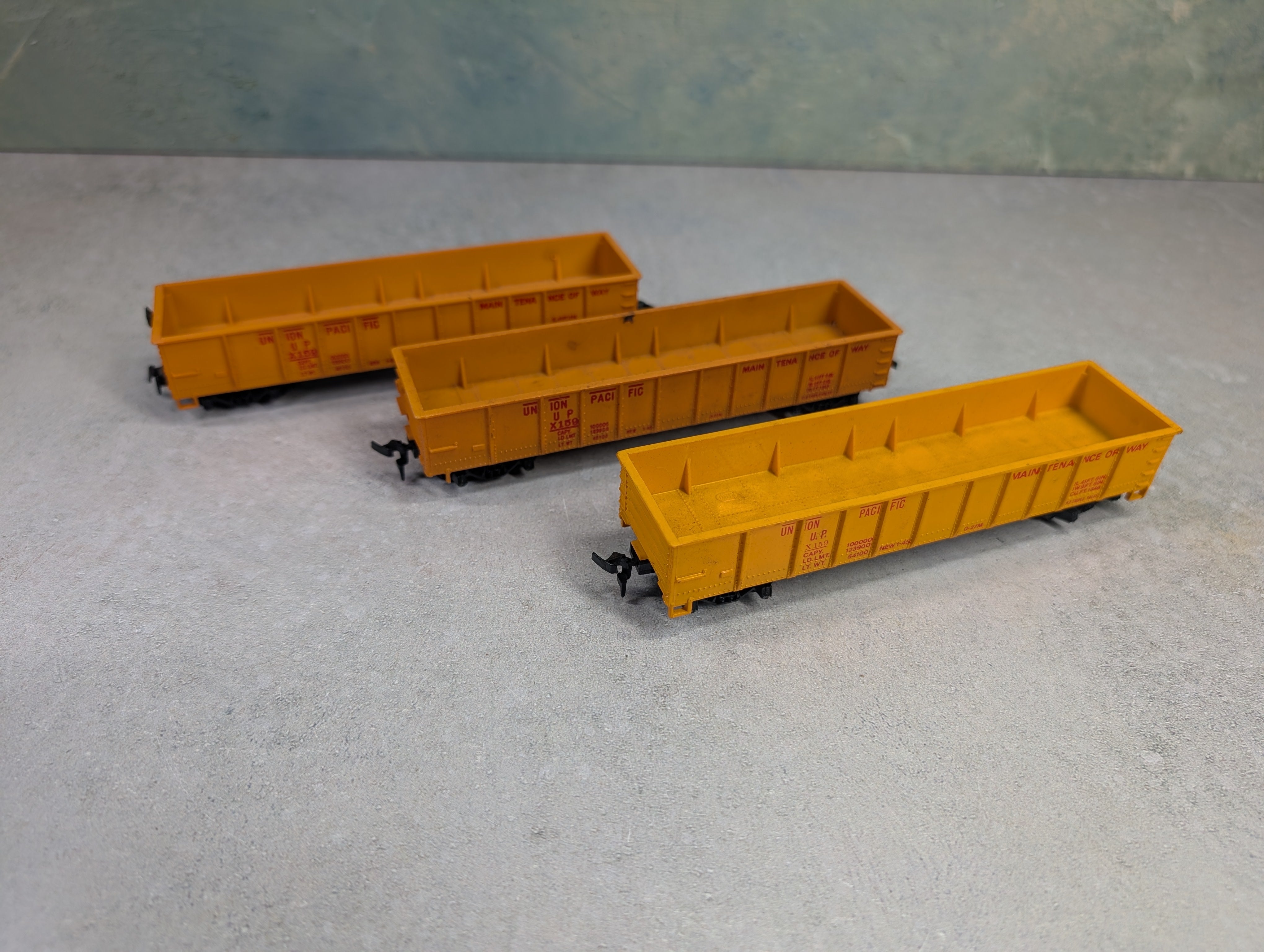 USED Tyco HO Scale Lot of 40' Gondolas Union Pacific UP #X159 MOW (3 pcs)
