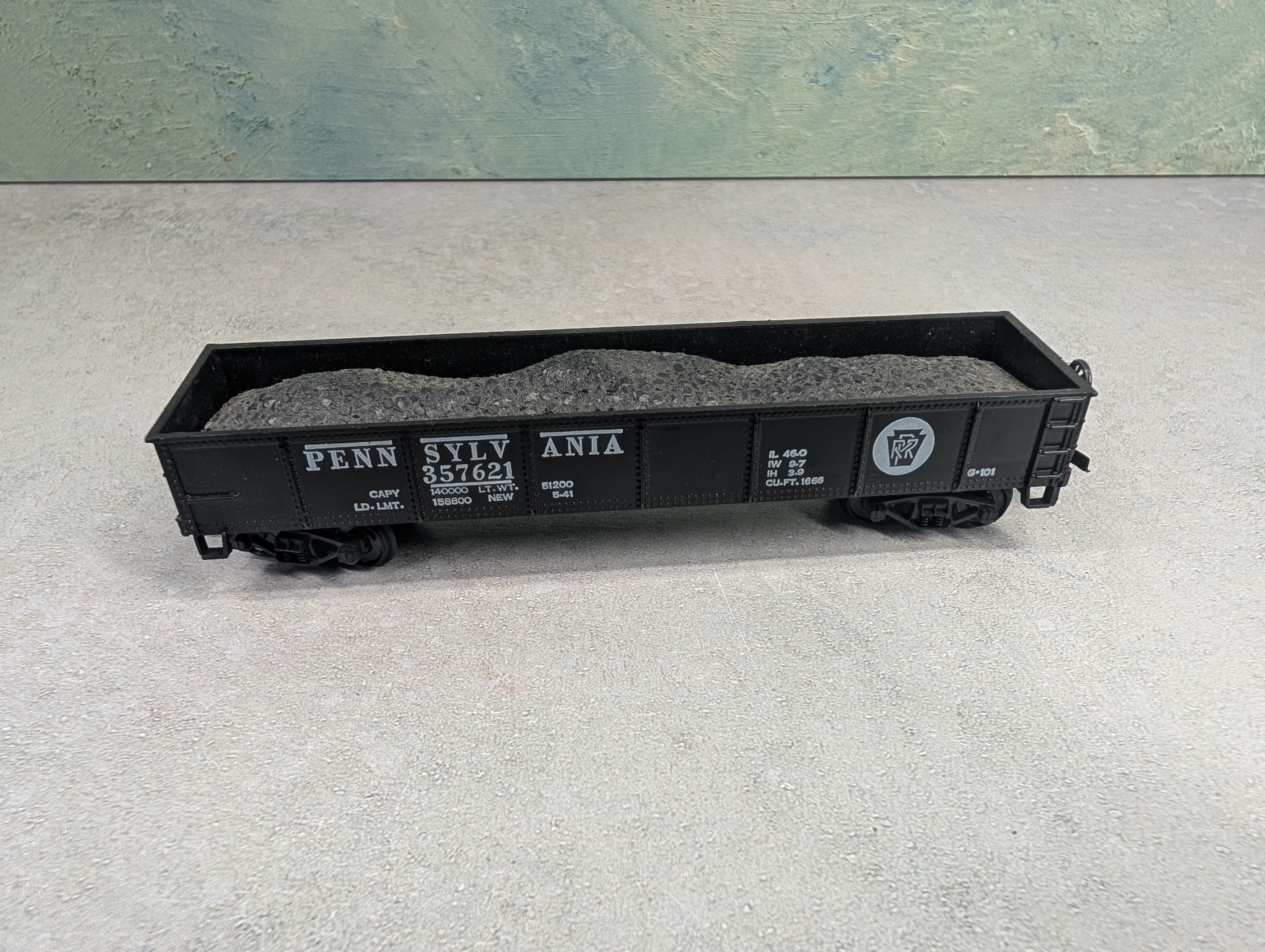 USED HO Scale Gondola w/ Coal Load Pennsylvania PRR #357621