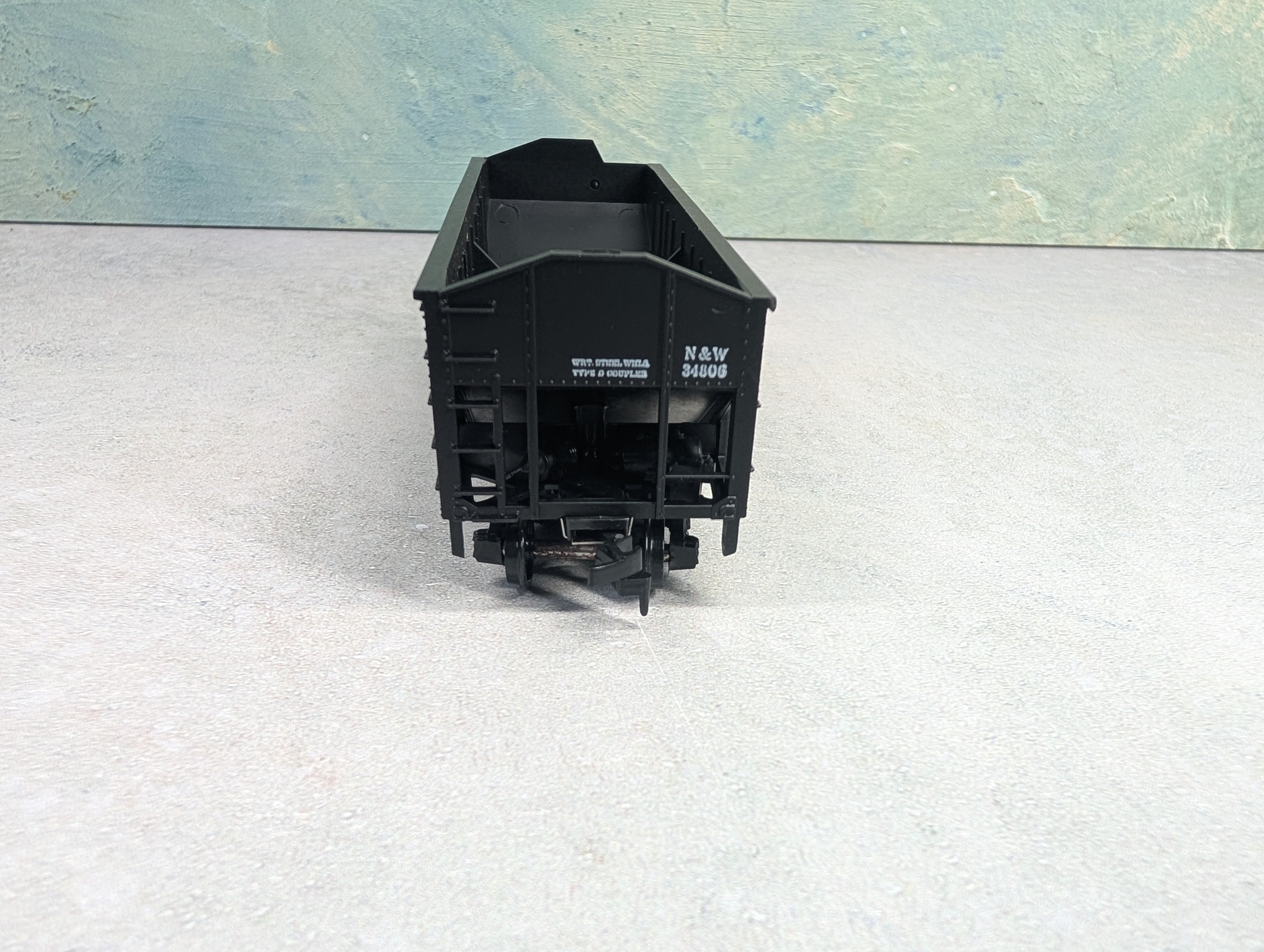 USED Athearn HO Scale 2 Bay Open Hopper Norfolk & Western NW #34806