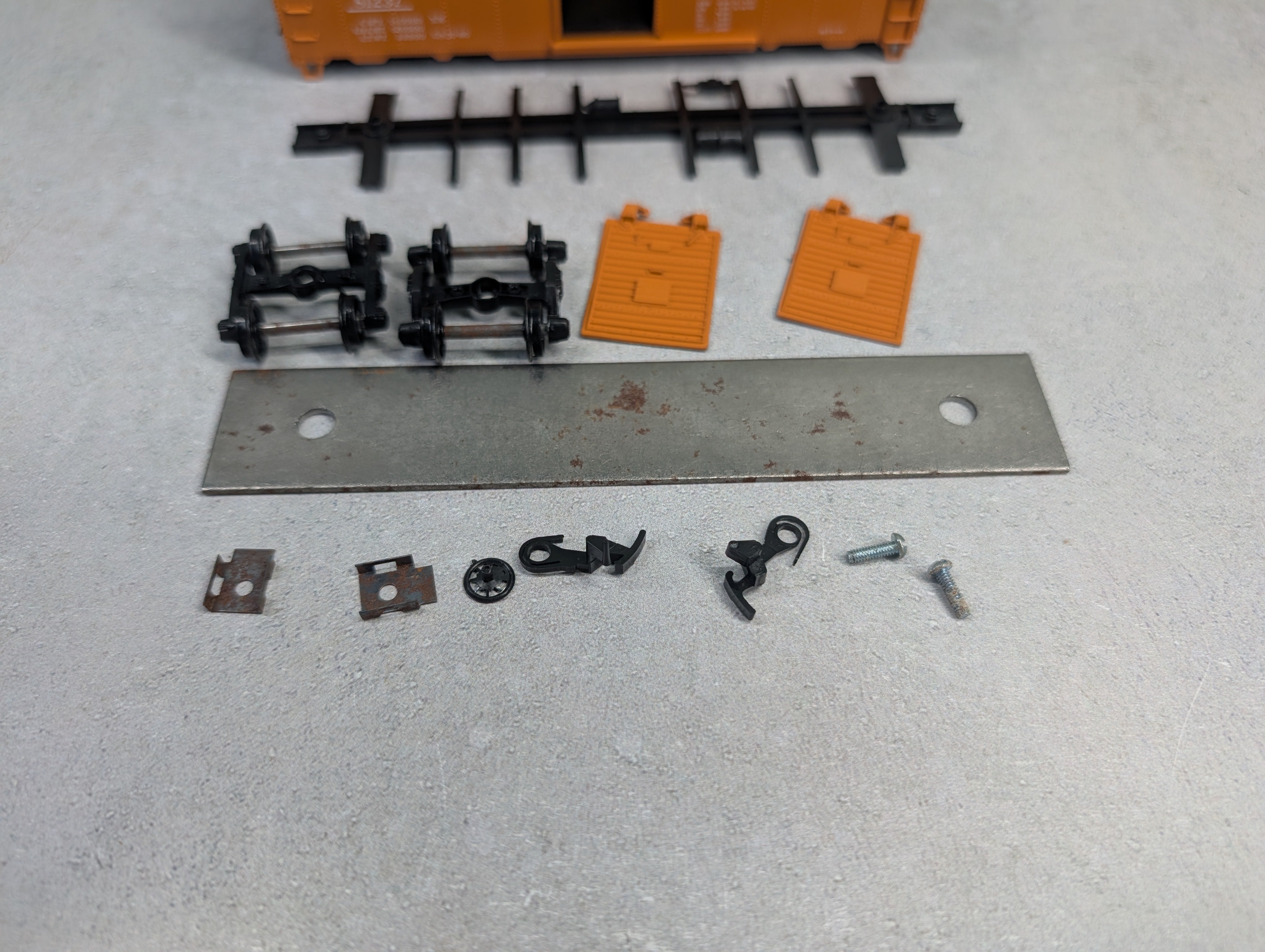 USED Athearn HO Scale 40' Box Car Bessemer and Lake Erie Railroad B&LE #81237 KIT