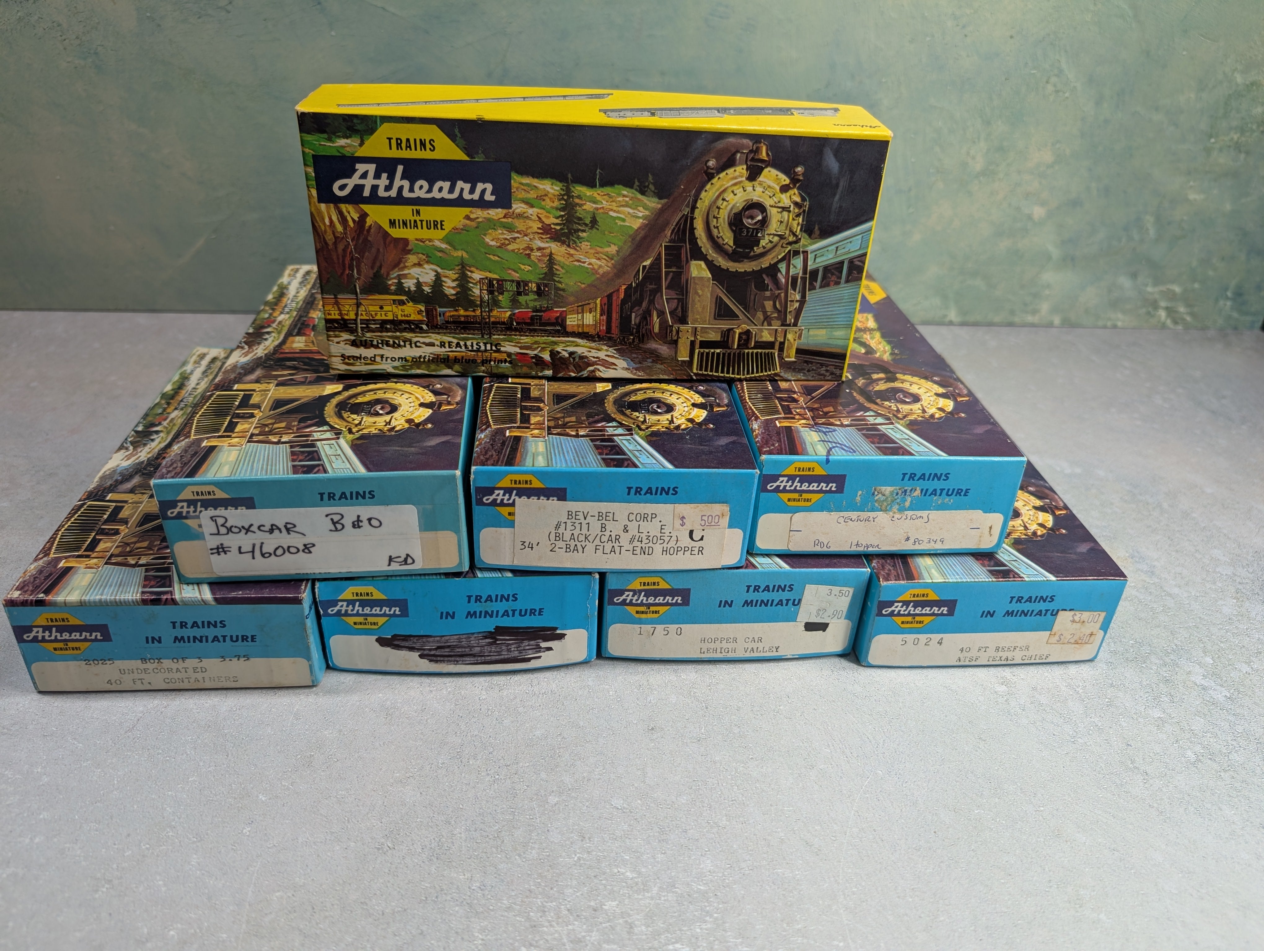 USED Athearn HO Scale Empty Boxes For Storage (8 pcs)