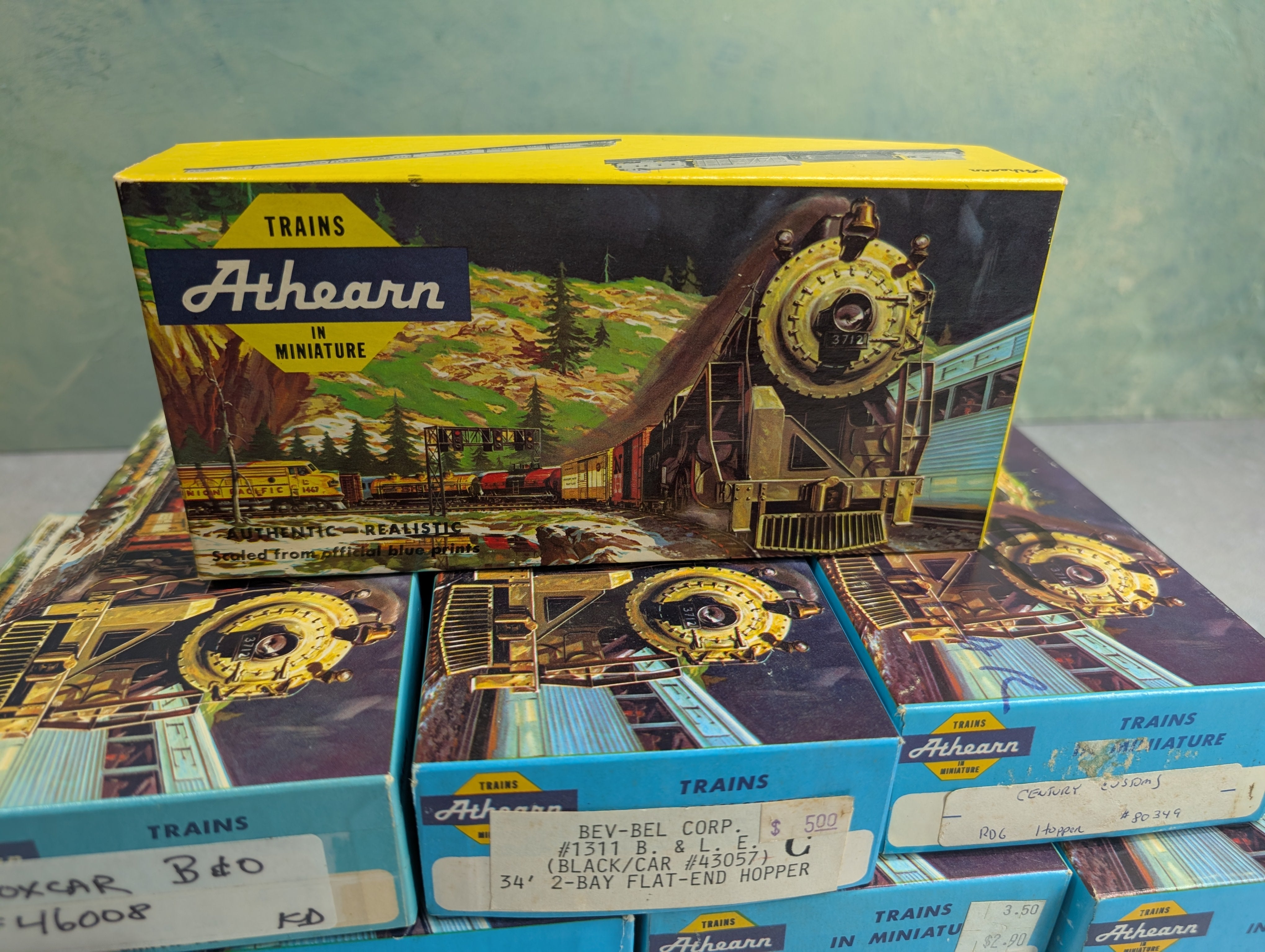 USED Athearn HO Scale Empty Boxes For Storage (8 pcs)