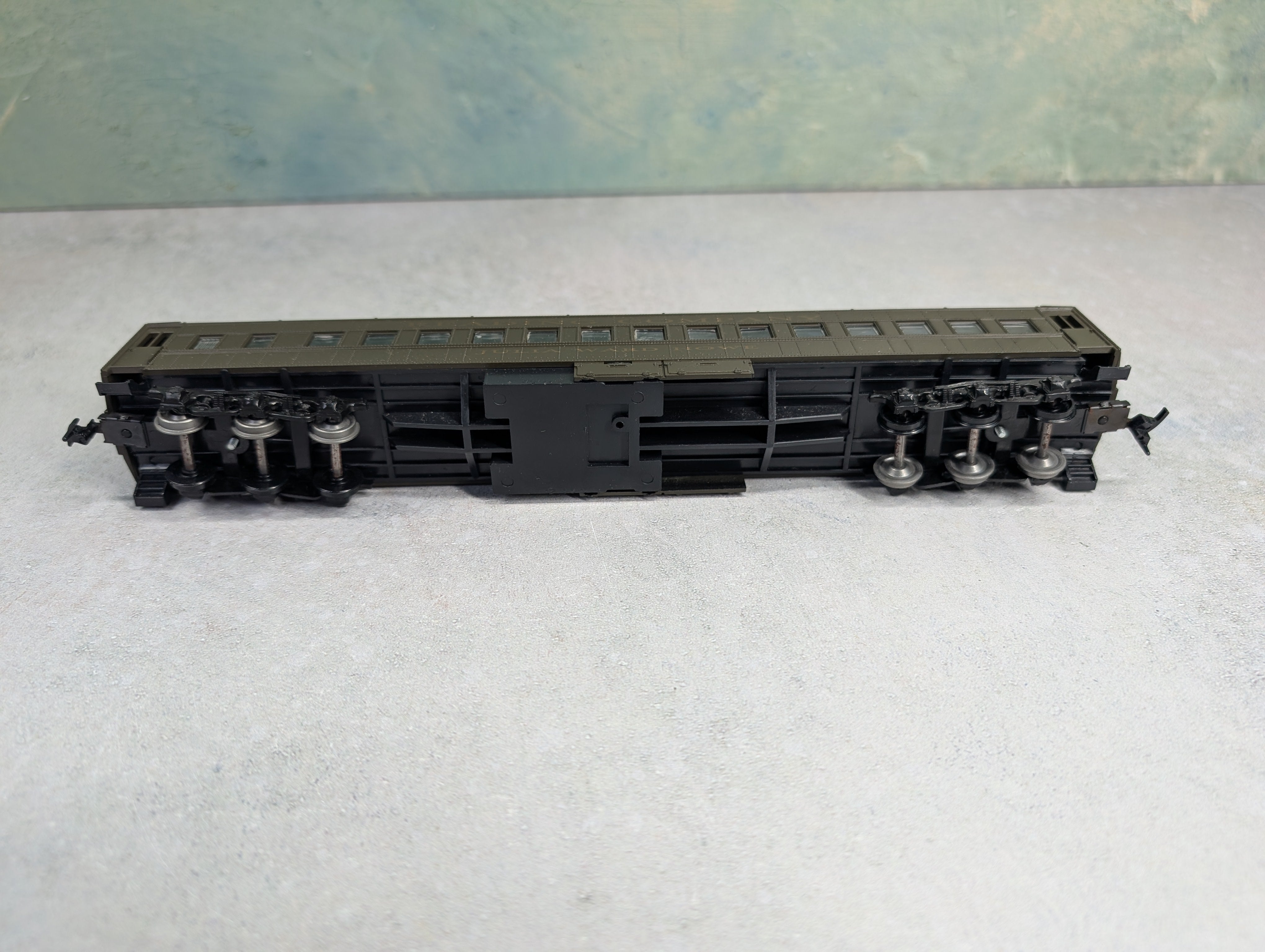 USED Athearn HO Scale Standard C/R Coach Passenger Car Reading Company Julia Ward Howe, Bev-Bel