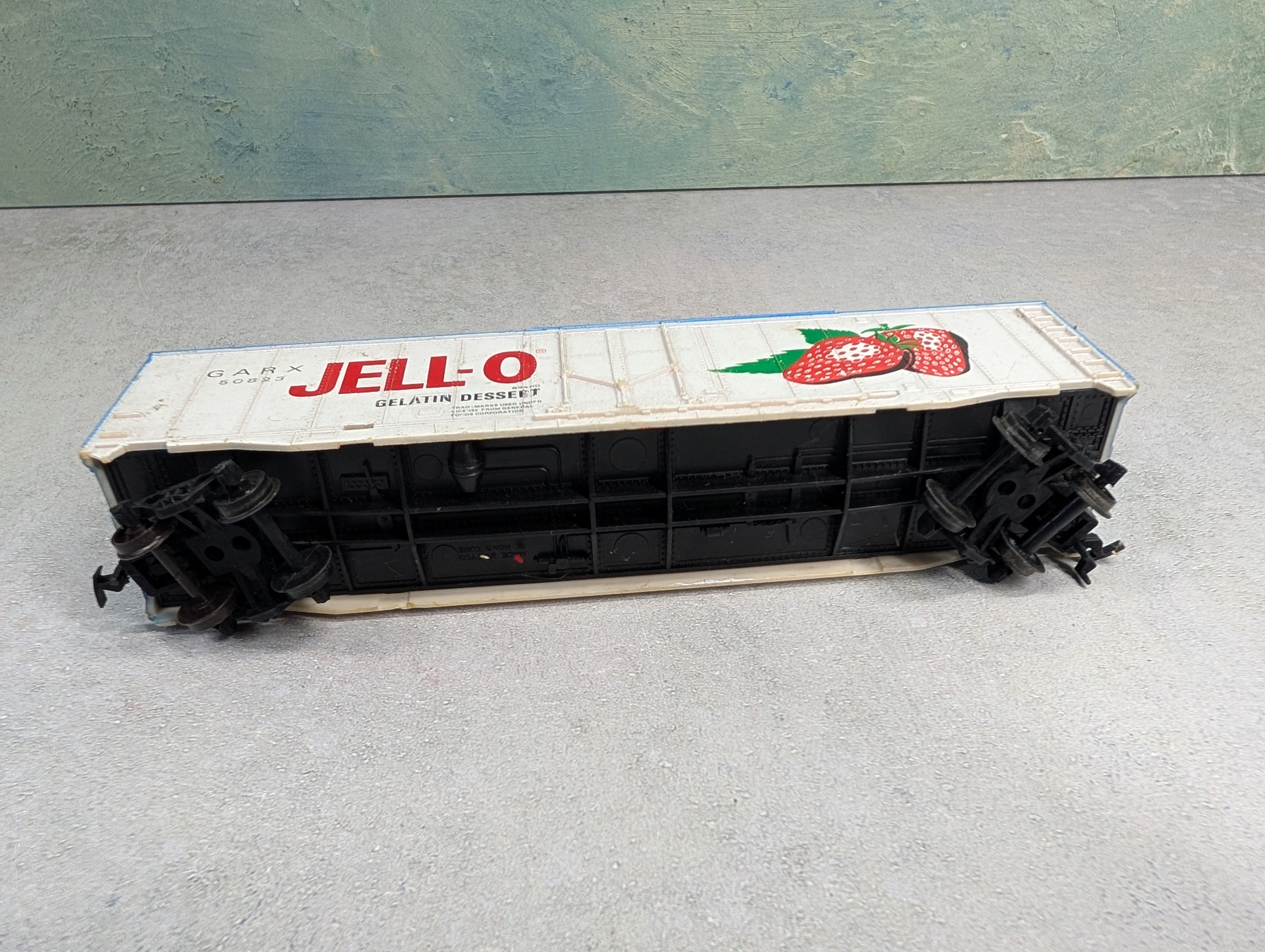 USED Tyco HO Scale Billboard Box Car Jell-O GARX #50823