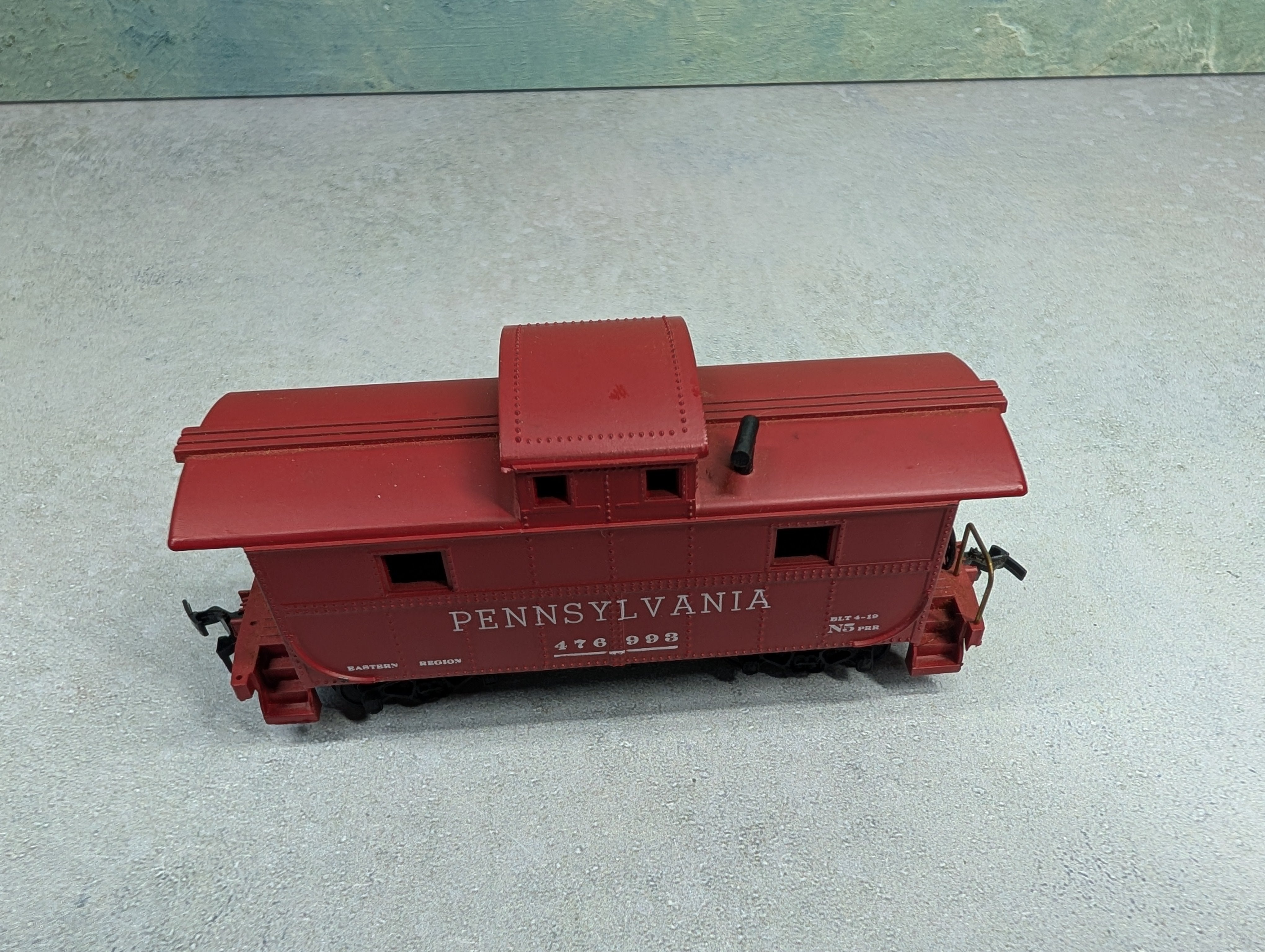 USED HOBBYLINE HO Scale Caboose Pennsylvania PRR #476993