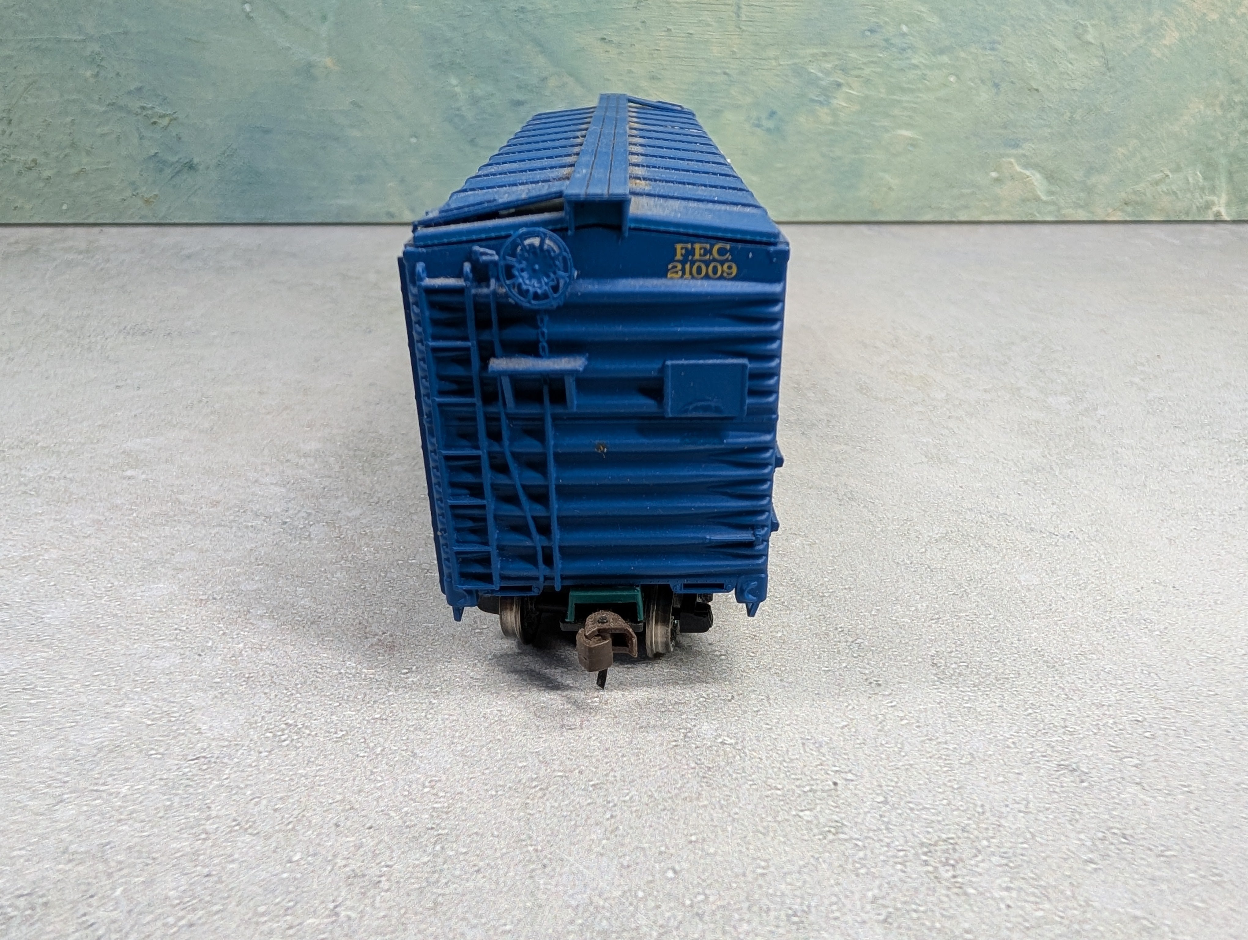 USED HO Scale 40' Box Car Florida East Coast FEC #21009