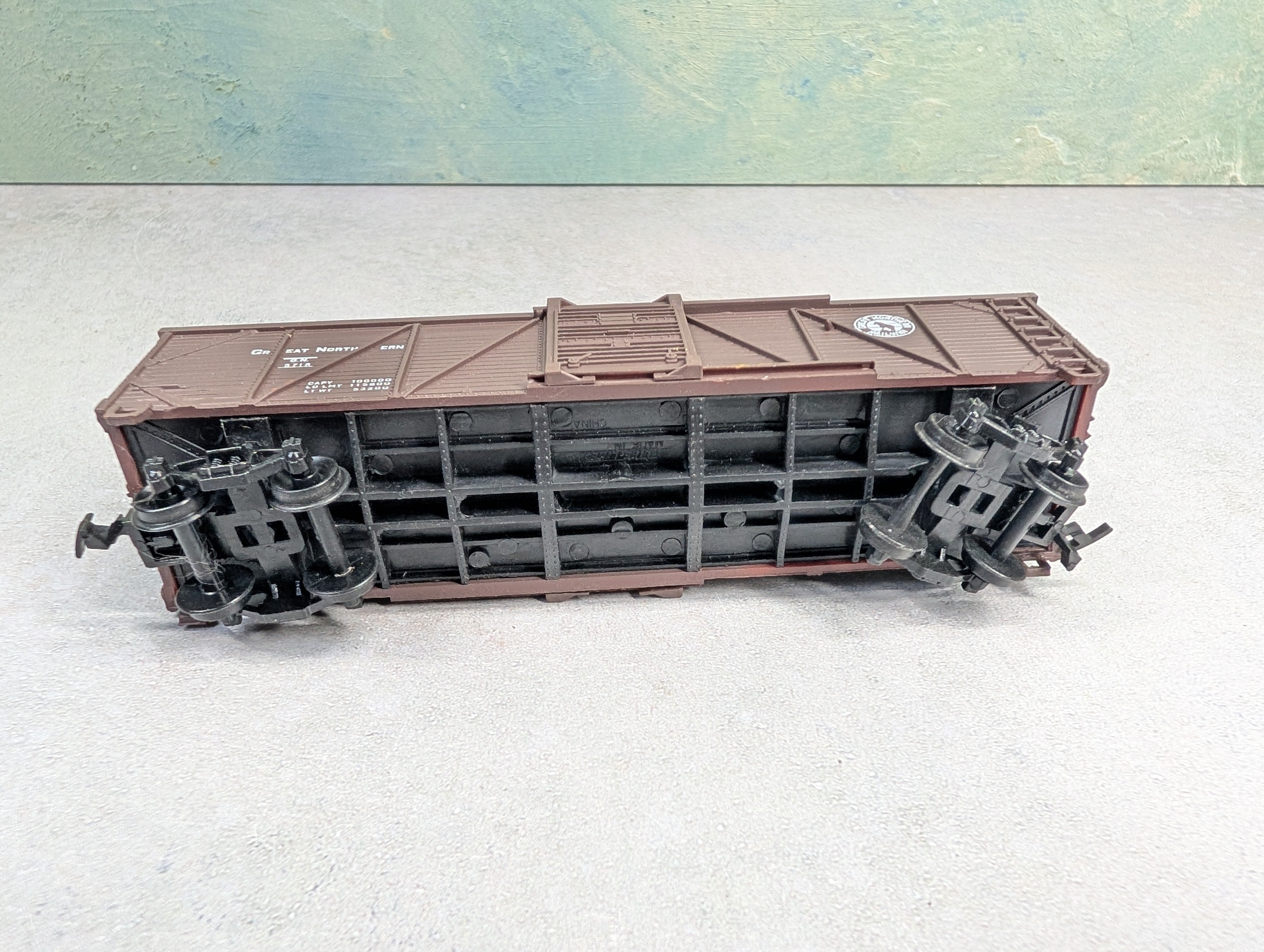 USED Life-Like HO Scale Wooden Box Car Great Northern GN #5718