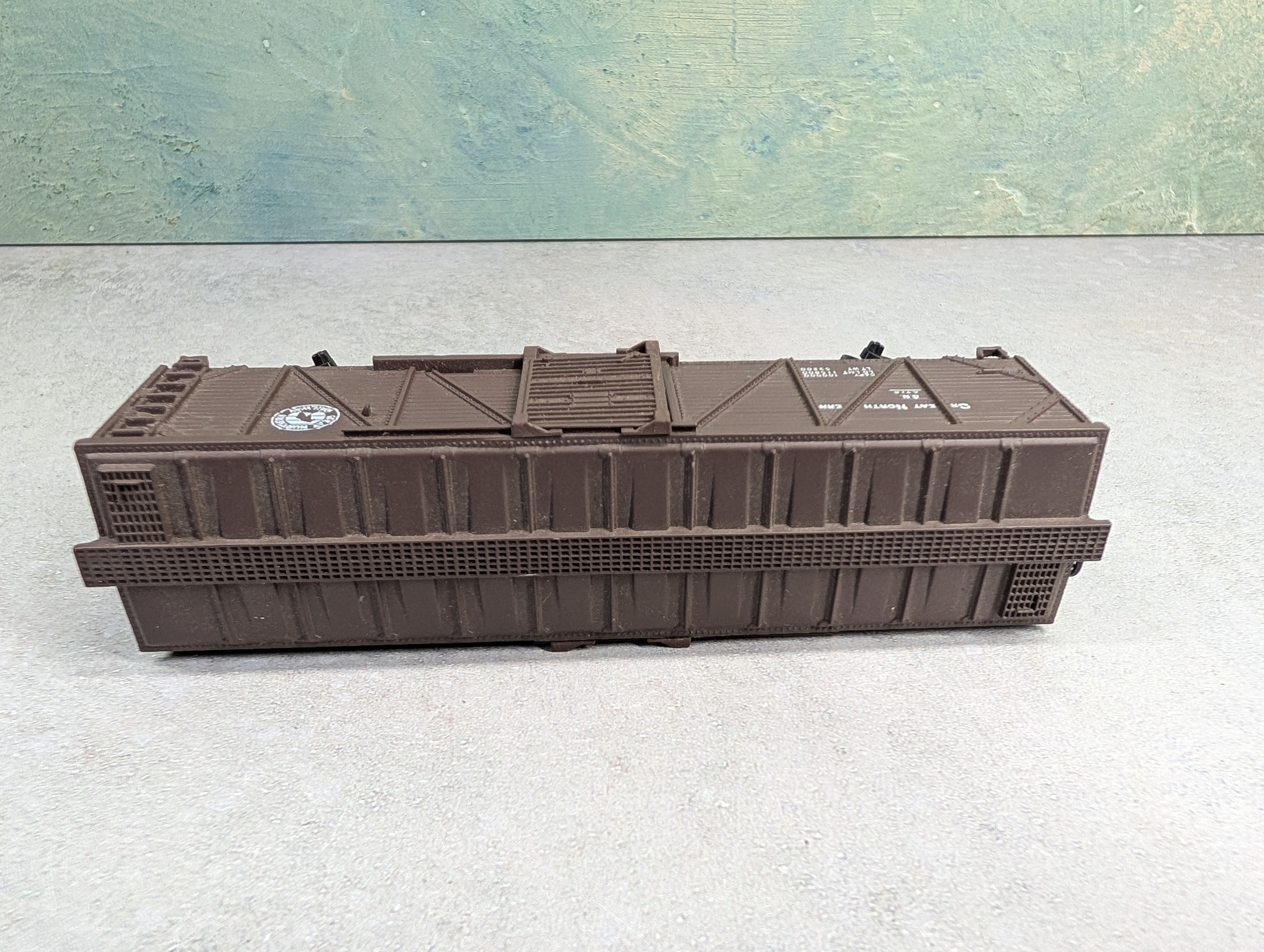 USED Life-Like HO Scale Wooden Box Car Great Northern GN #5718