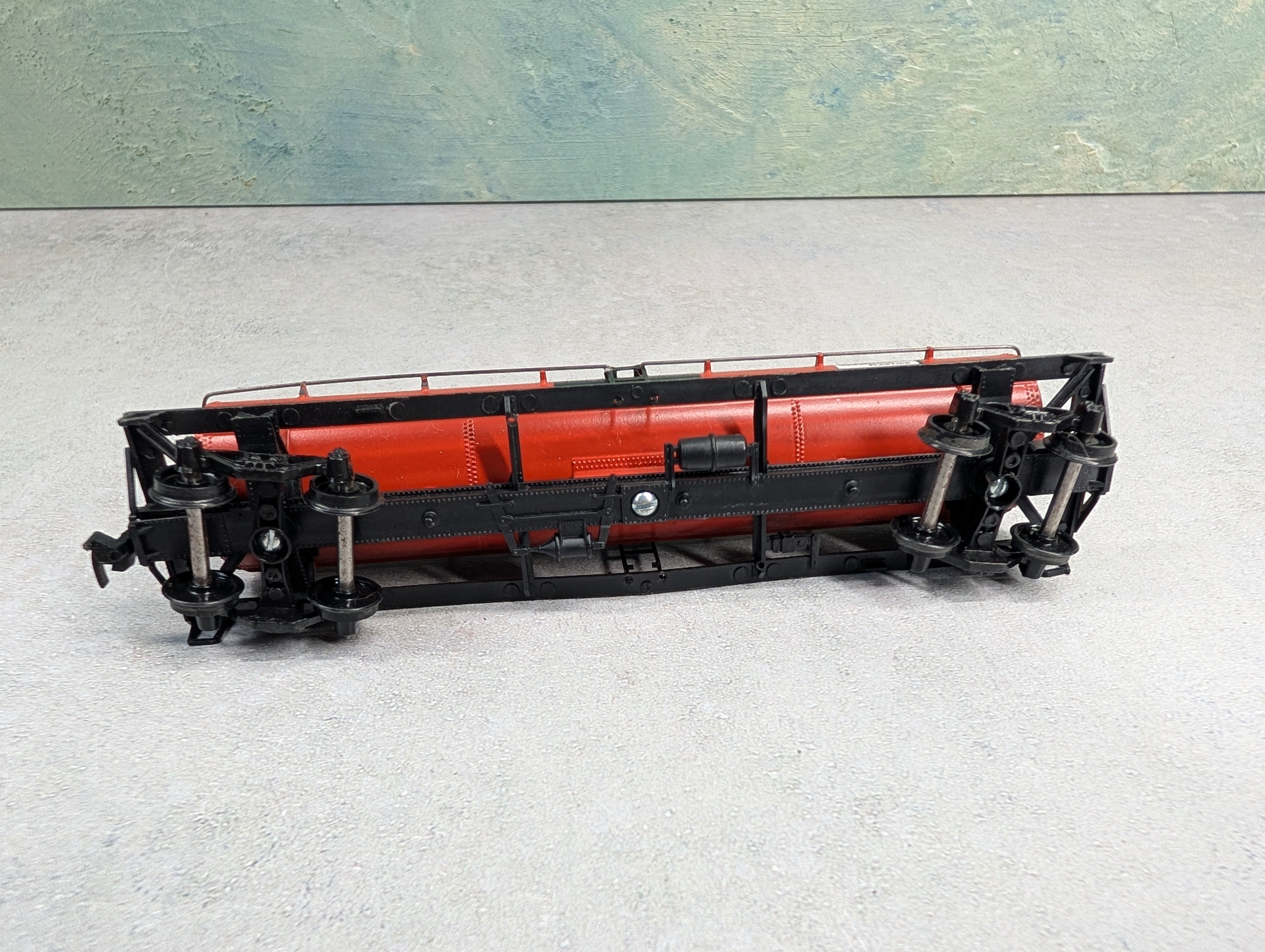 USED Athearn HO Scale Tank Car Hooker HOKX #56658