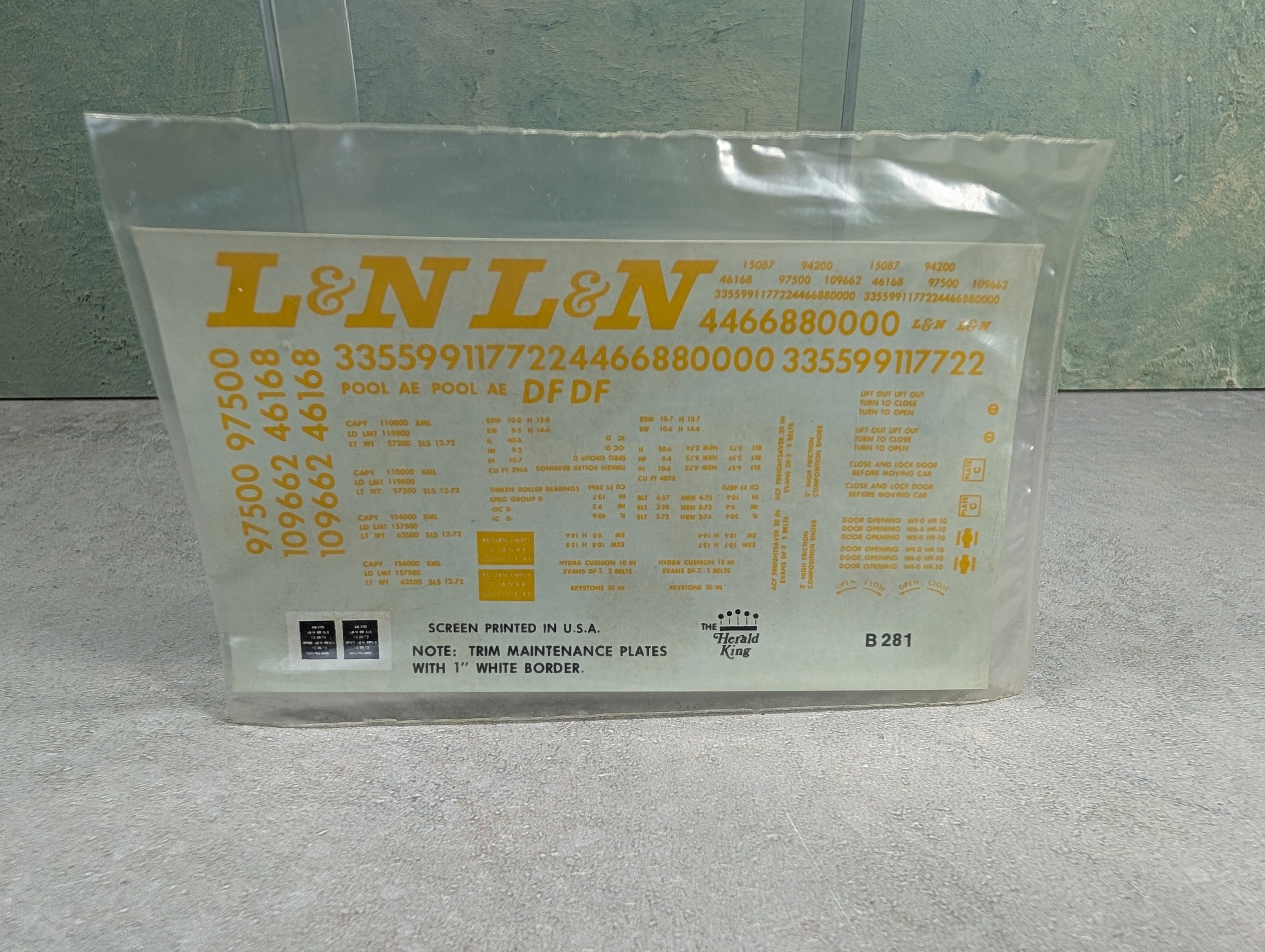 The Herald King B-281 HO Scale Blue 40' or 50' Box Car 3-73 Yellow Lettering Louisville & Nashville Decals
